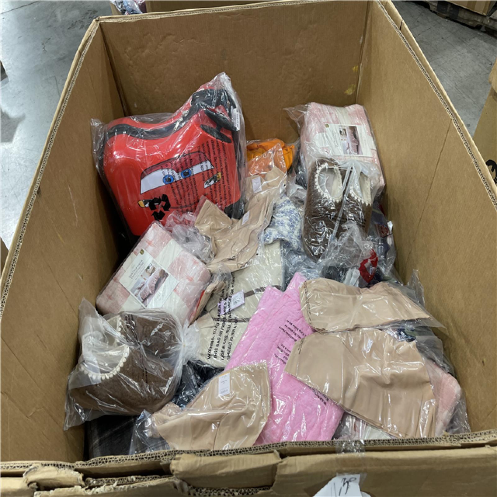 DALLAS LOCATION- NEW!- BULLSEYE MIXED PALLET