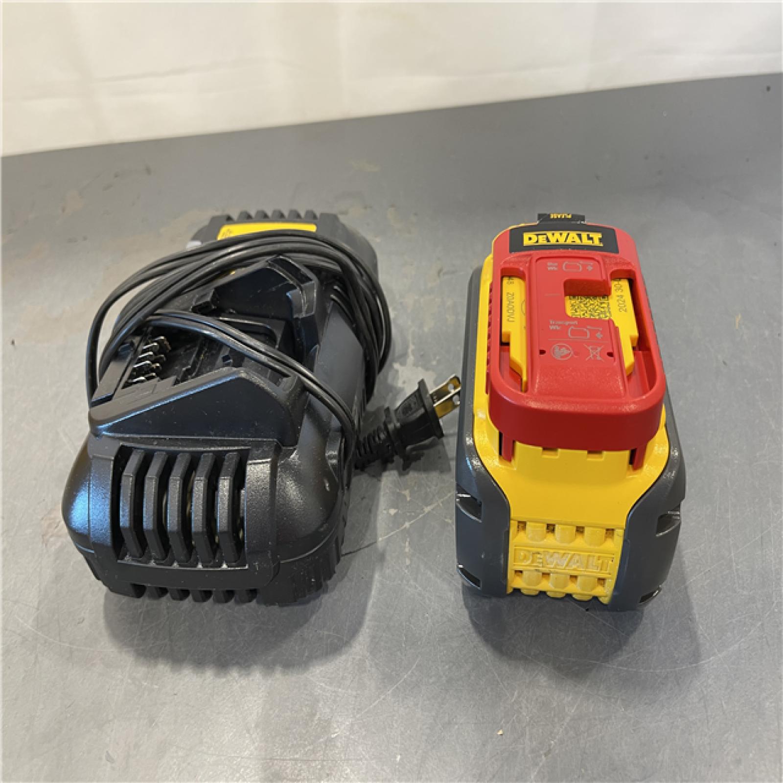 AS-IS - DEWALT FLEXVOLT 20V/60V MAX Lithium-Ion 6.0Ah Battery Pack with 6 Amp Output Charger