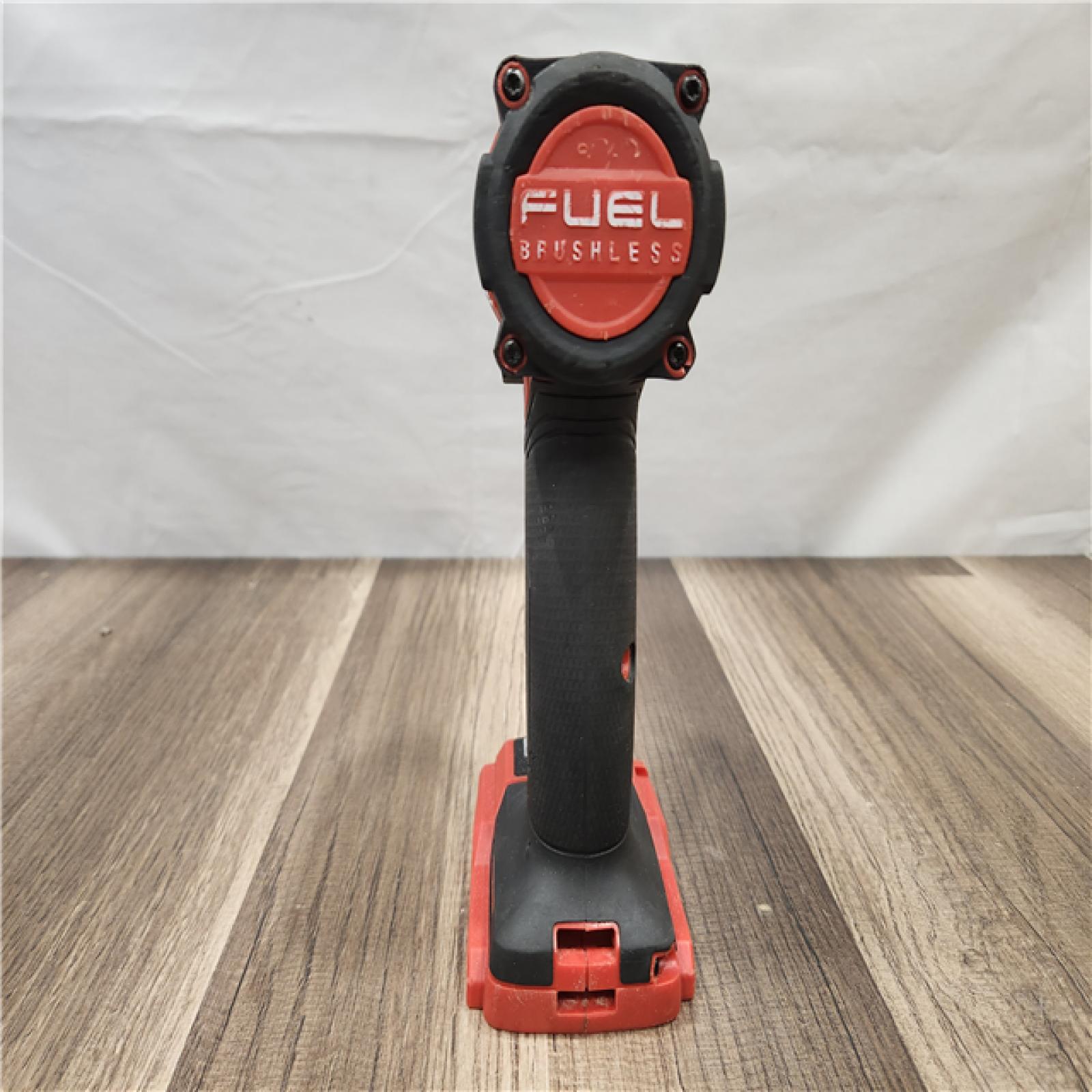 AS-IS- Milwaukee M18 FUEL 18-Volt Lithium Ion Brushless Cordless 1/4 in. Hex Impact Driver with (2) M18