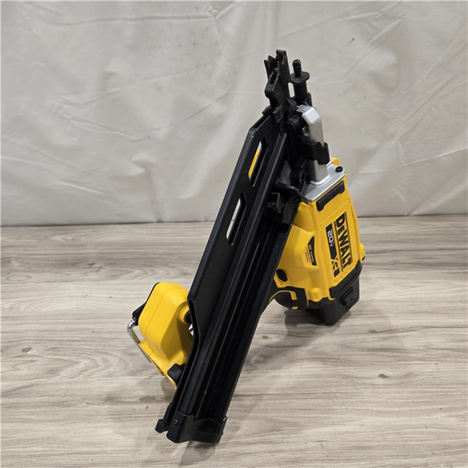 AS-IS DEWALT 20V 30 Degree Cordless Framing Nailer (Tool-Only)