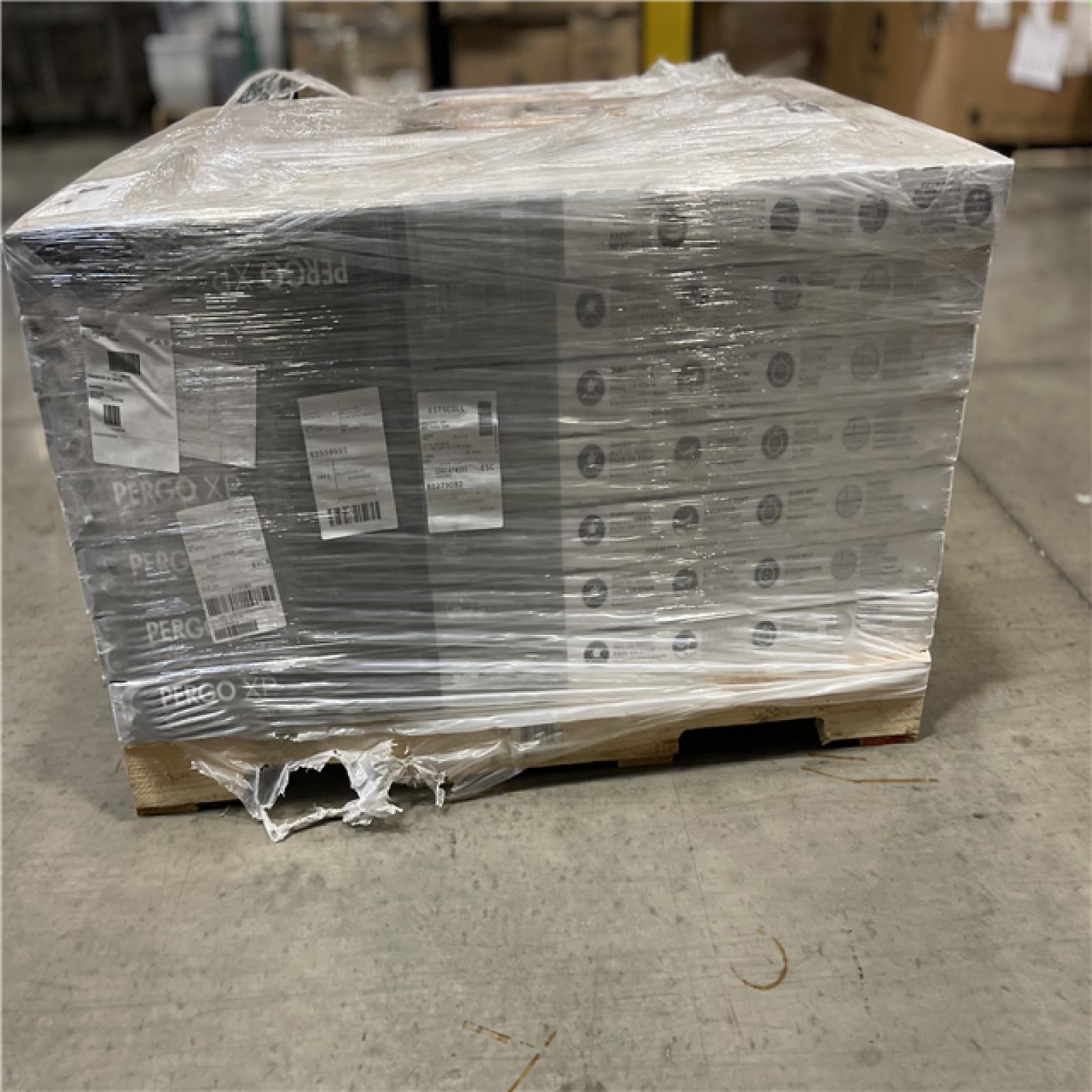 DALLAS LOCATION - Pergo XP Penny Anndel Oak 10 mm T x 7.4 in. W x 47.2 in. L Water Resistant Laminate Wood Flooring (19.63 sq. ft. /Case) PALLET - (28 CASES)