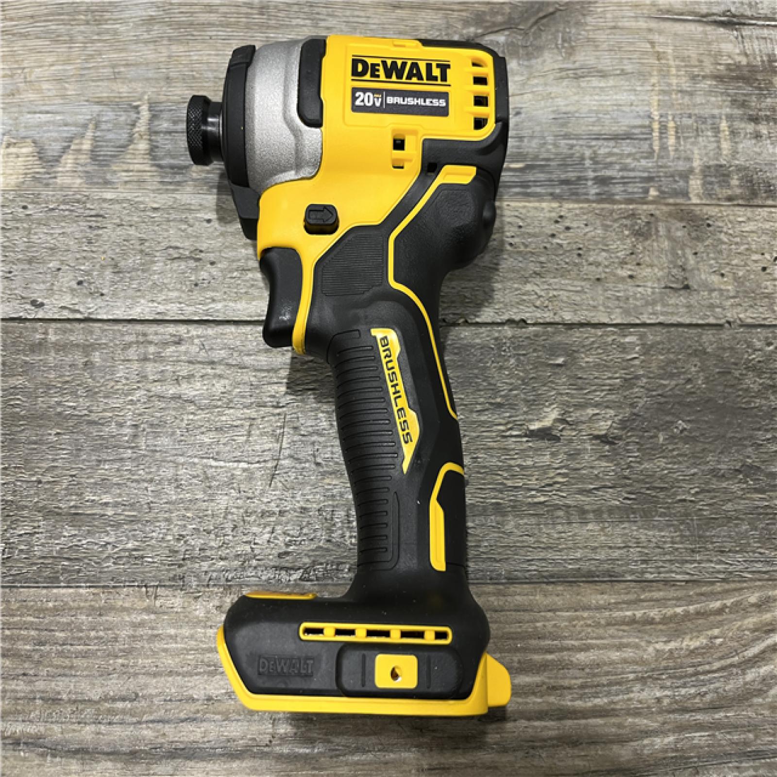 AS-IS DEWALT Atomic 20V Max Lithium-Ion Brushless Cordless Compact 1/4 in. Impact Driver Kit
