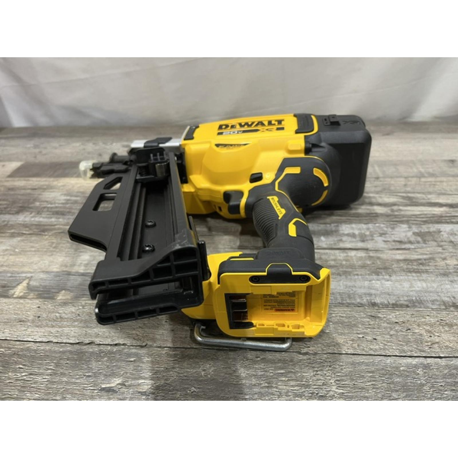 AS-IS DEWALT 20-Volt 21° Cordless Framing Nailer (Tool-Only)