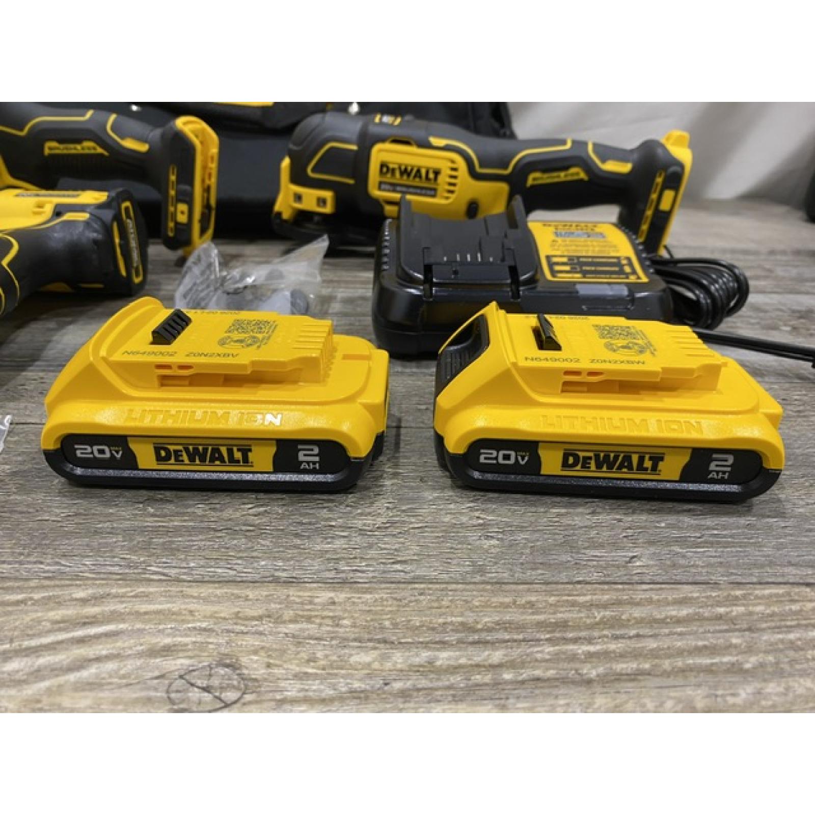 AS-IS DEWALT ATOMIC 20-Volt Lithium-Ion Cordless Brushless (4-Tool) Combo Kit