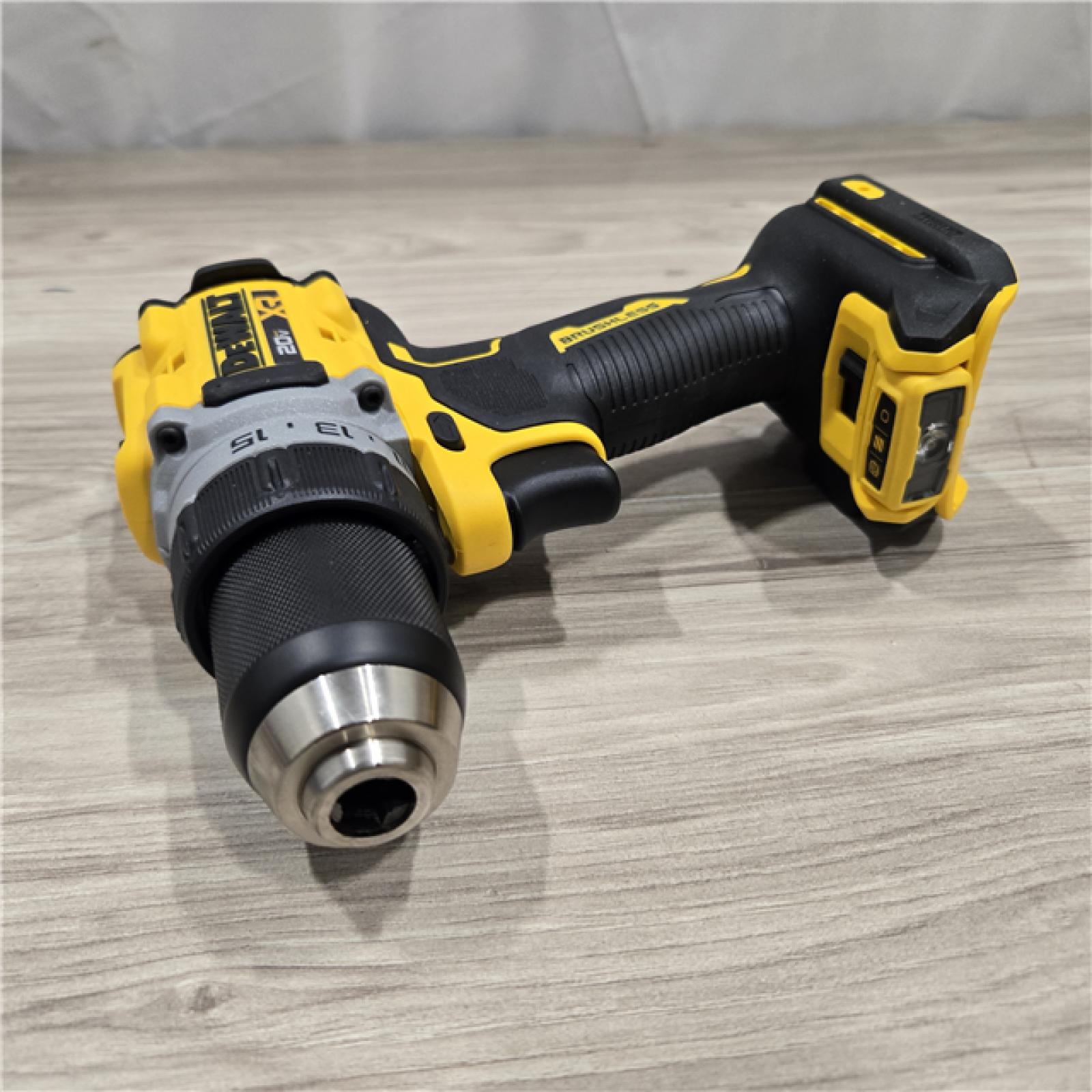 AS-IS DEWALT 20V MAX XR Cordless Drill/Driver Kit