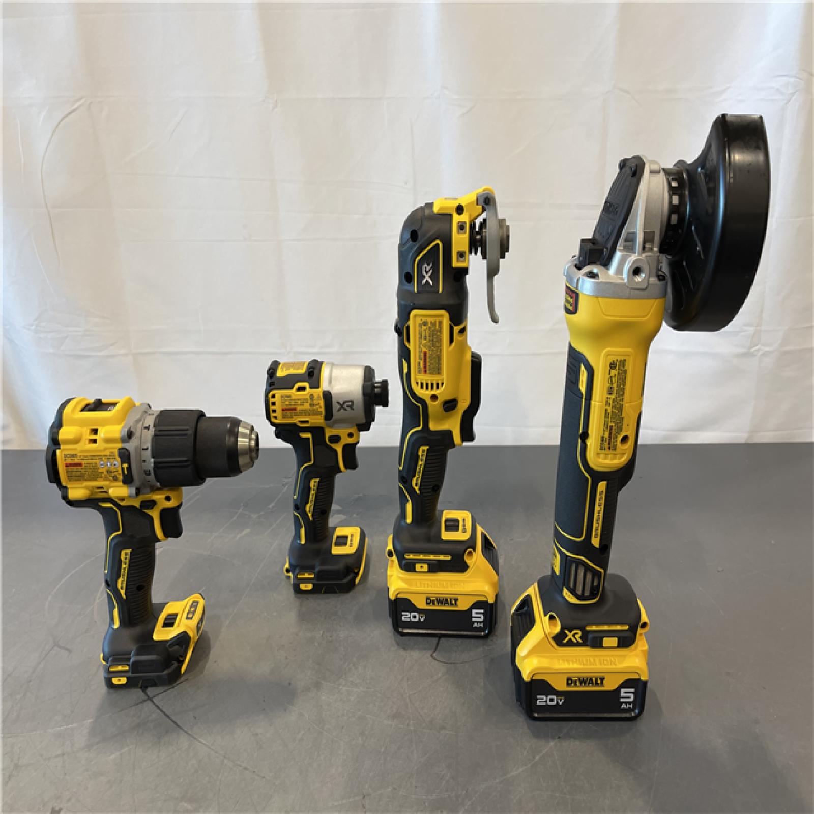 AS-IS - DeWalt 20-Volt XR Lithium-Ion 6-Tool Cordless Combo Kit