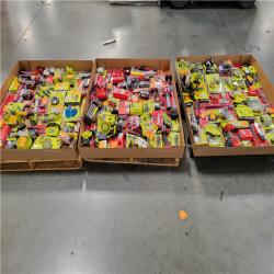 CALIFORNIA AS-IS X3 MINI PALLETS