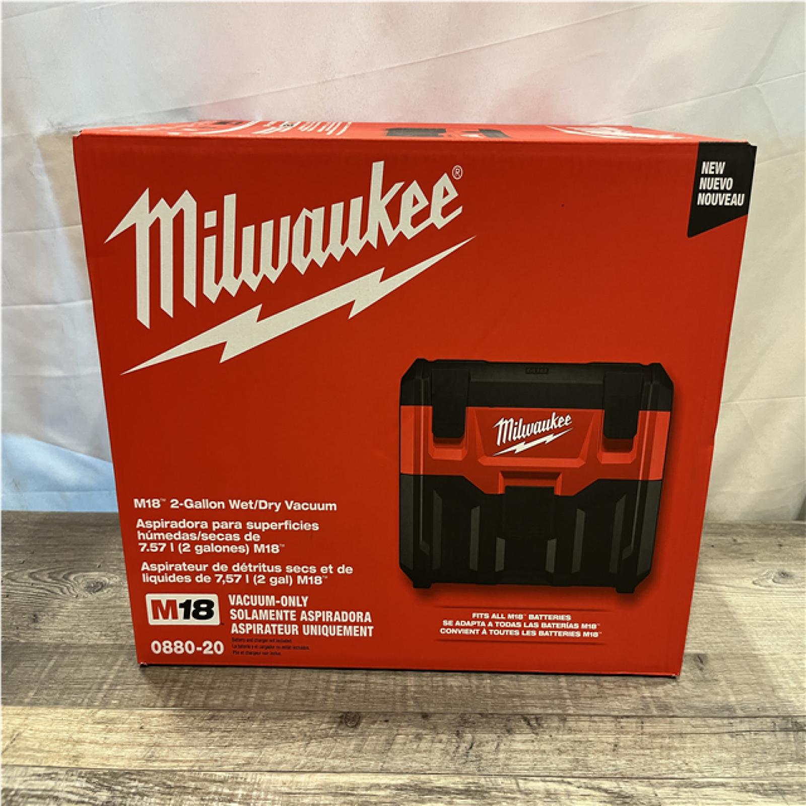 NEW - Milwaukee 18-Volt 2 Gal. Lithium-Ion Cordless Wet/Dry Vacuum (Vacuum-Only)