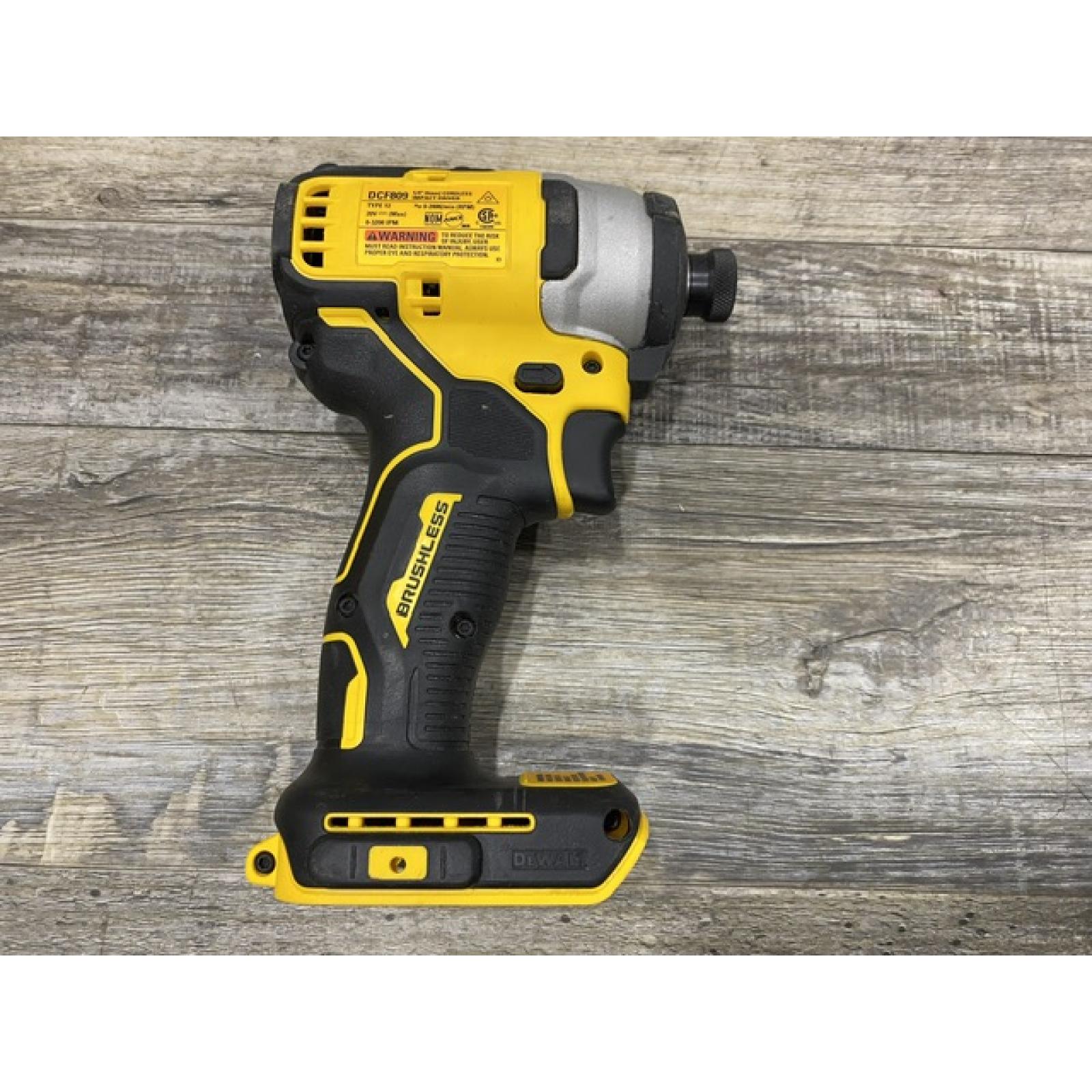 AS-IS DEWALT Atomic 20V Max Lithium-Ion Brushless Cordless Compact 1/4 in. Impact Driver Kit