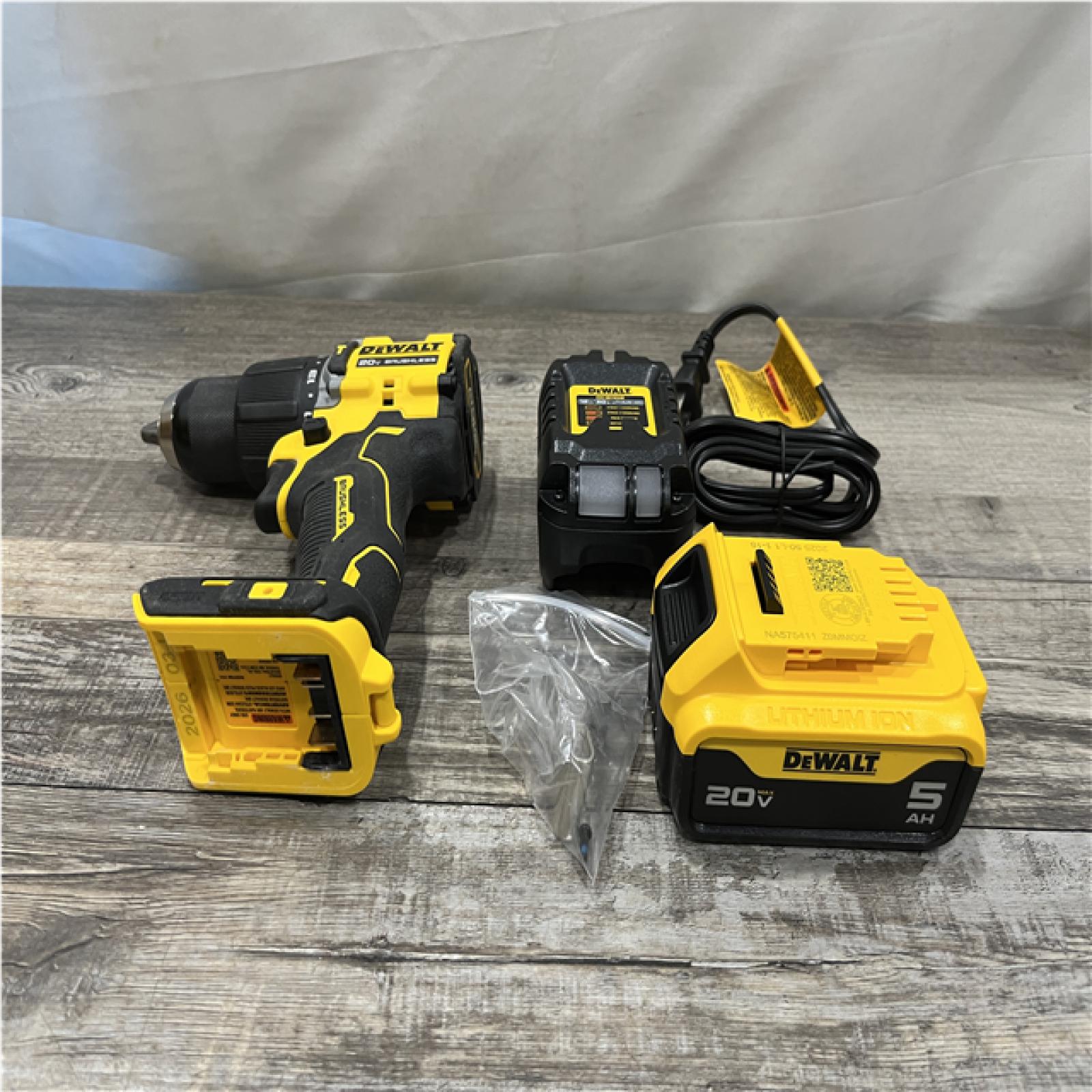 AS-IS DEWALT ATOMIC 20V Lithium-Ion Cordless 1/2 in. Hammer Drill Kit