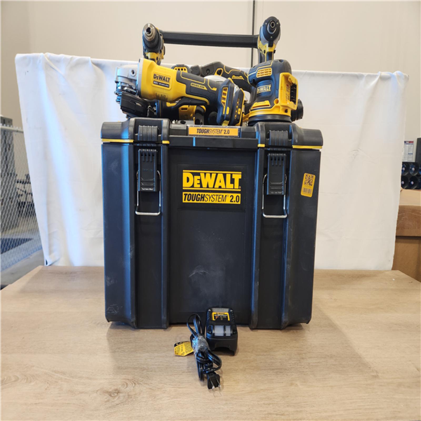 AS-IS- DEWALT 20V Lithium-Ion Cordless 6-Tool Combo Kit with 5.0 Ah and 2.0 Ah Batteries  Charger and Tough System 2.0 Rolling Toolbox