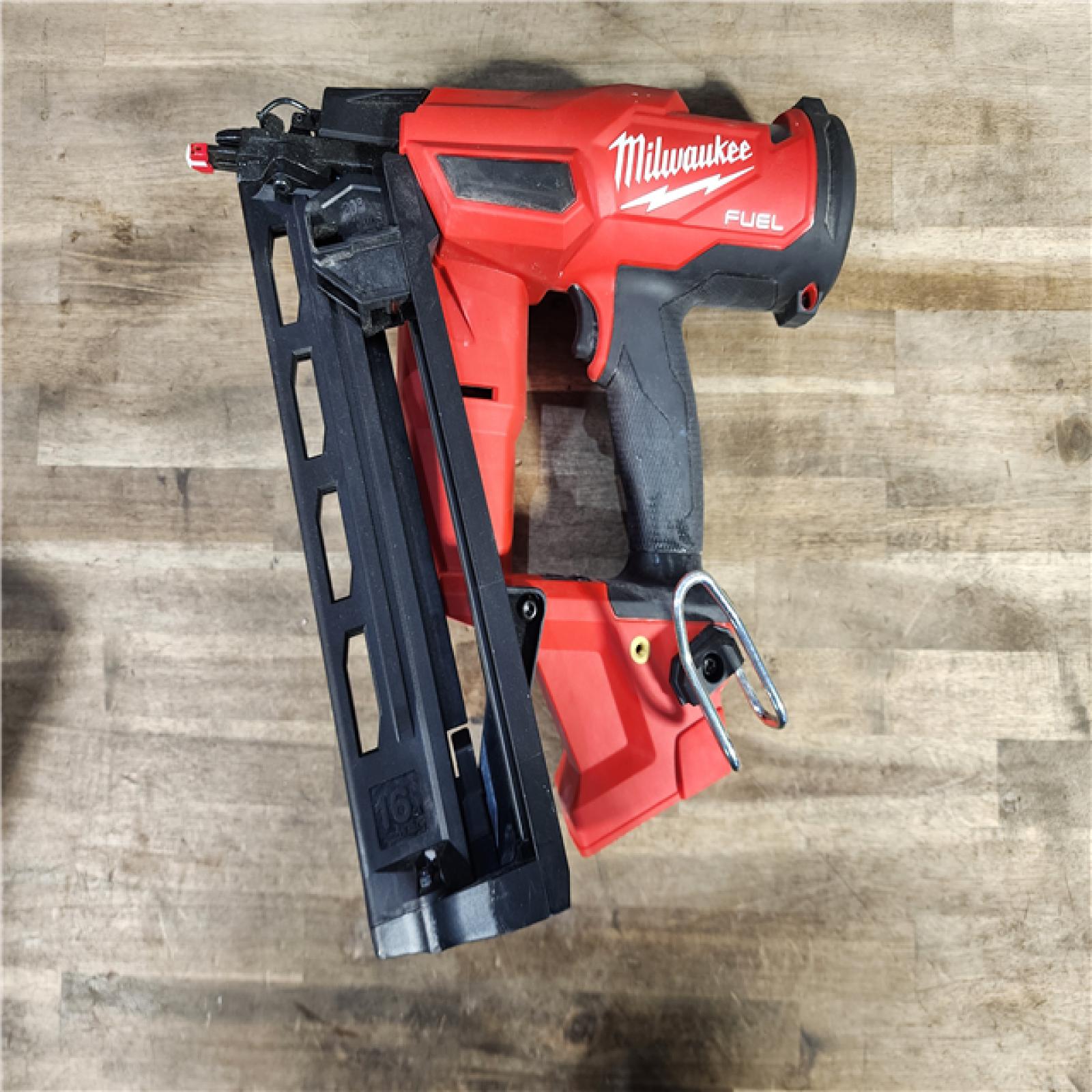 HOUSTON - LOCATION - AS-IS Milwaukee 2841-20 18V Cordless Gen II 16 Gauge Angled Finish Nailer (Tool Only)