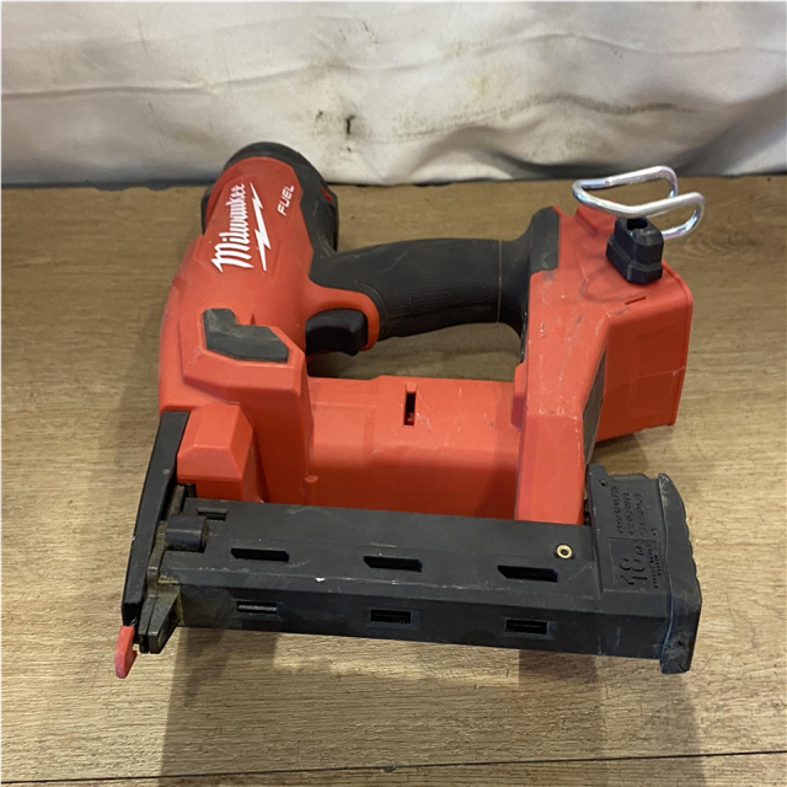 AS-IS Milwaukee FUEL 18-Volt Lithium-Ion Brushless Cordless 18-Gauge 1/4 in. Narrow Crown Stapler (Tool-Only)
