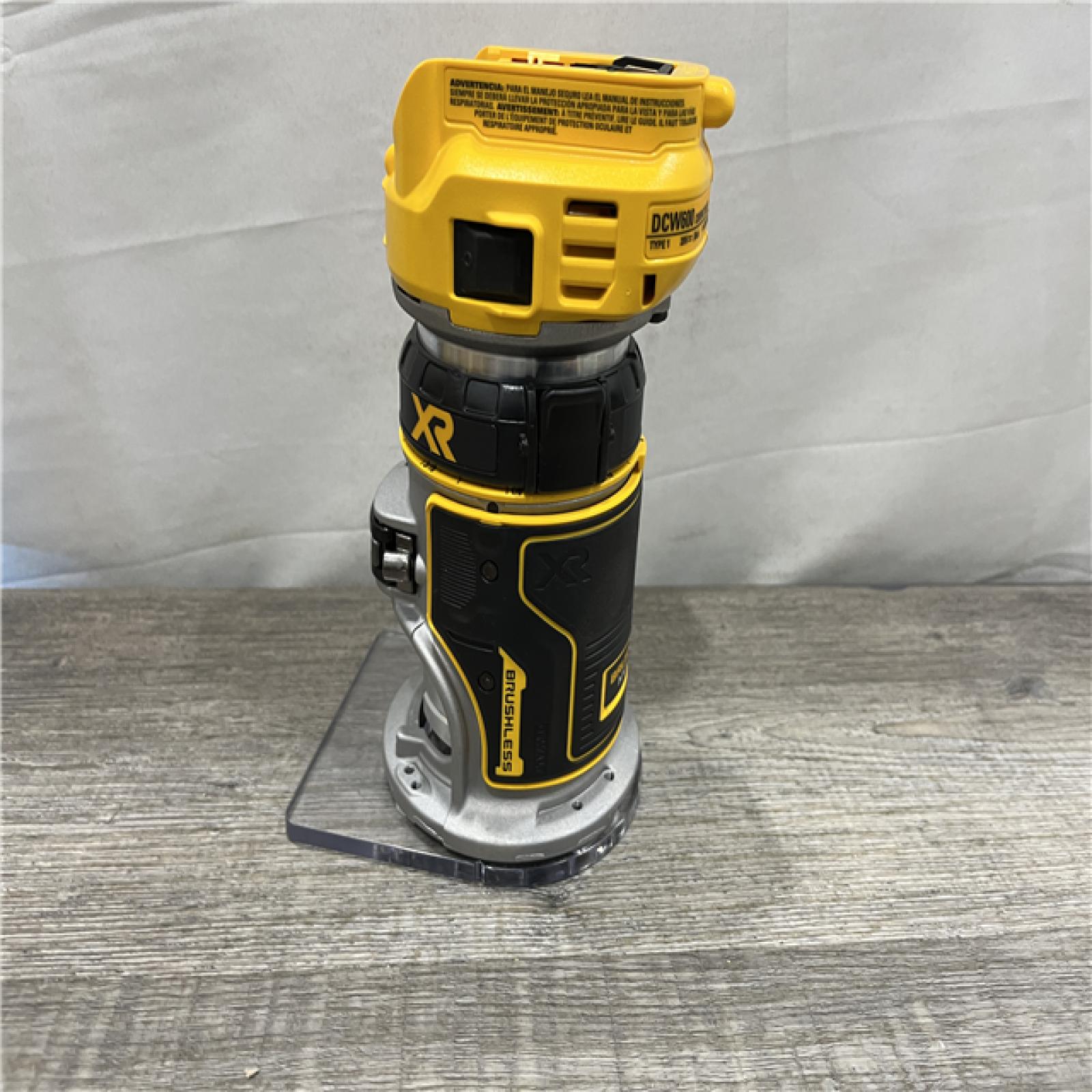 AS-IS DEWALT 20V MAX XR Cordless Brushless Fixed Base Compact Router (Tool Only)