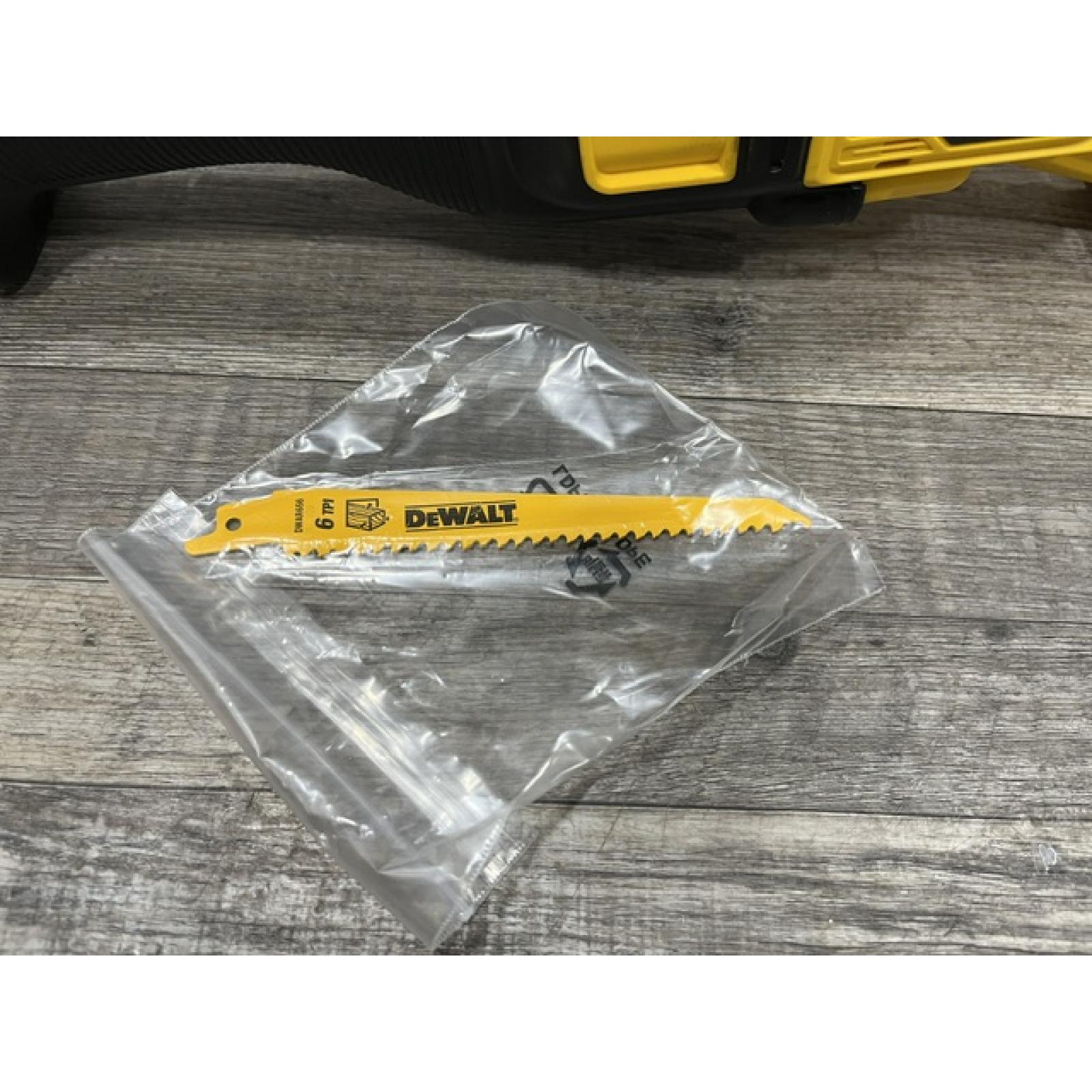 NEW - DEWALT FLEXVOLT 60V MAX Cordless Brushless Reciprocating Saw (Tool Only)