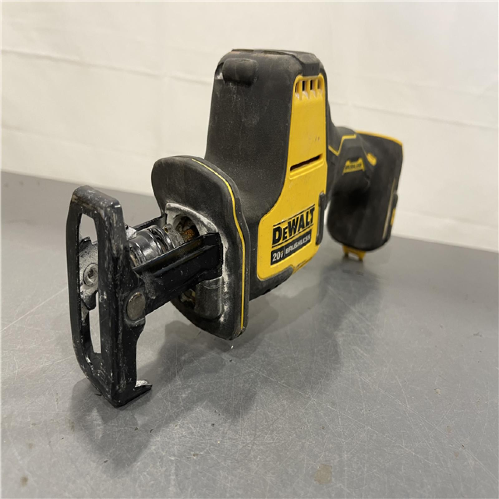 AS-IS - Dewalt ATOMIC 20V MAX Cordless Brushless Compact Reciprocating Saw