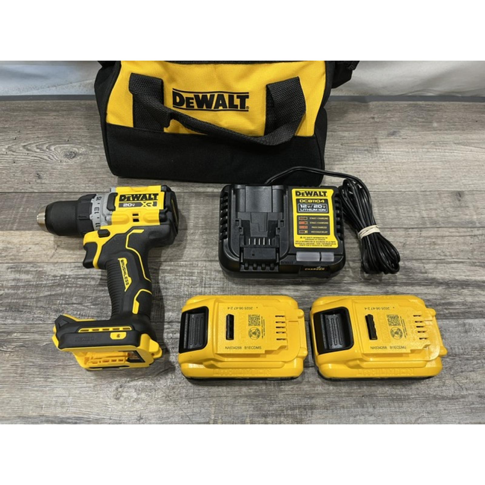 AS-IS DEWALT 20V XR Lithium-Ion Cordless Brushless 1/2 in. Drill/Driver Kit