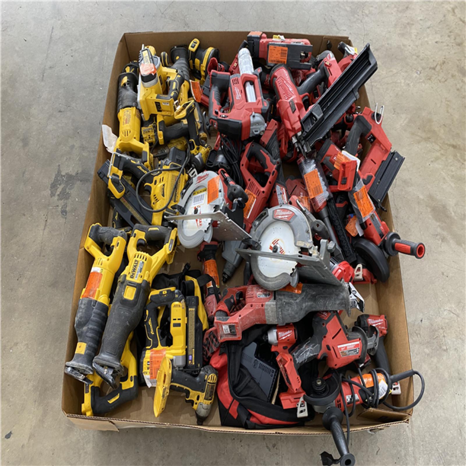 Houston Location AS IS - Tool Pallet