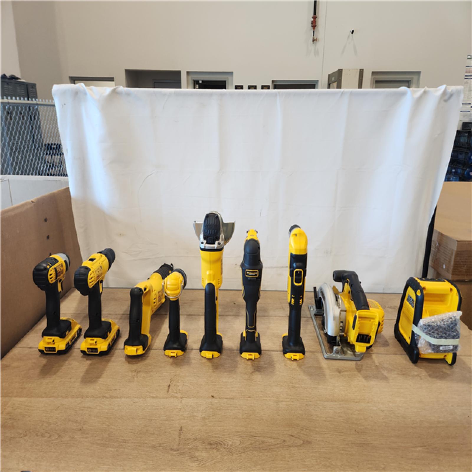 AS-IS- DEWALT 20V MAX Lithium-Ion Cordless 9-Tool Combo Kit