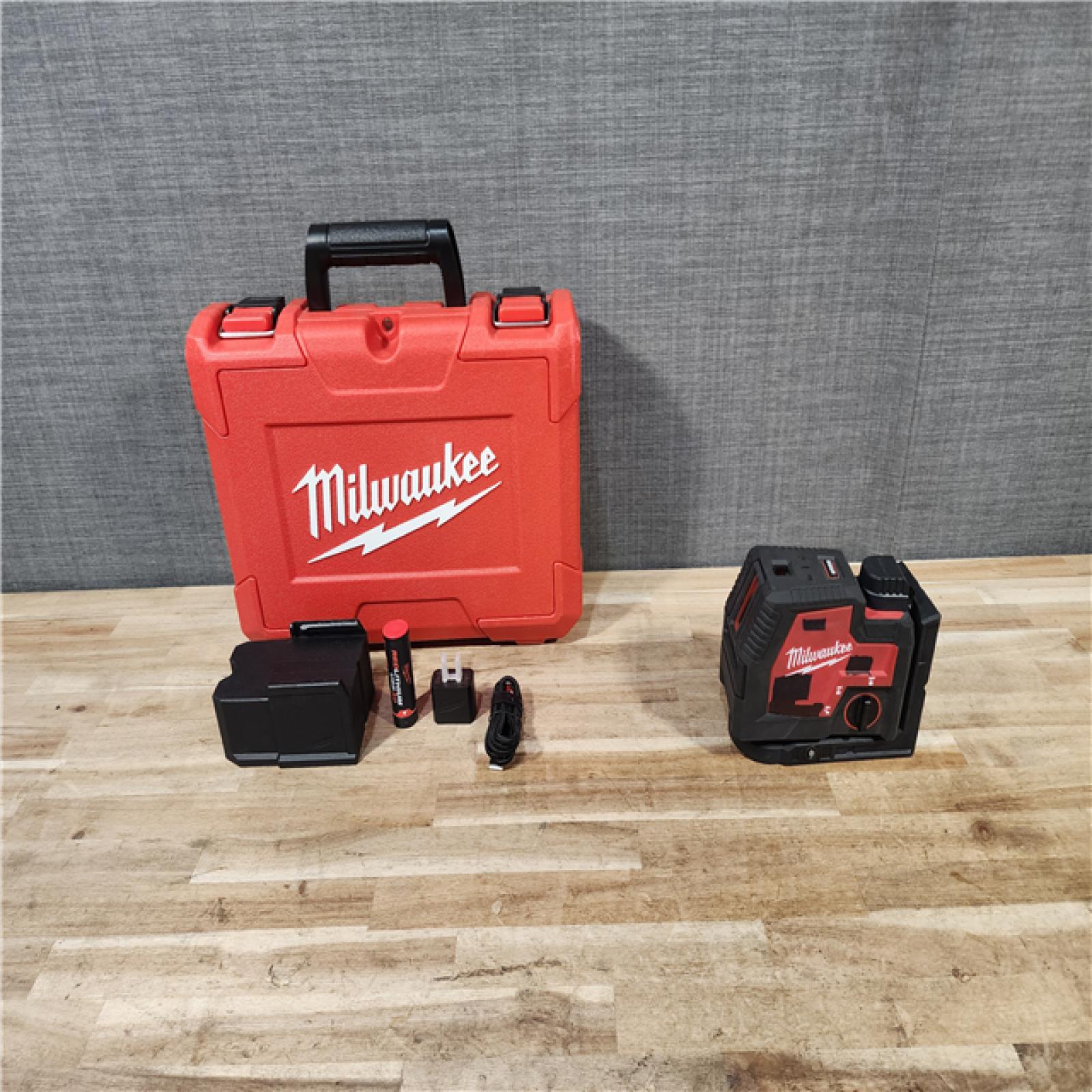 HOUSTON LOCATION - AS-IS Milwaukee Green 100 ft. Cross Line and Plumb Points Rechargeable Laser Level with REDLITHIUM Lithium-Ion