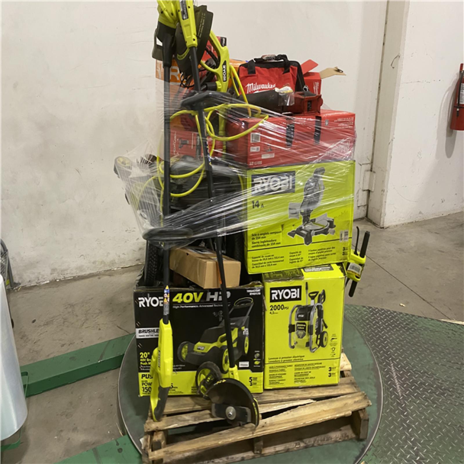 Dallas Location - As-Is Tool Pallet
