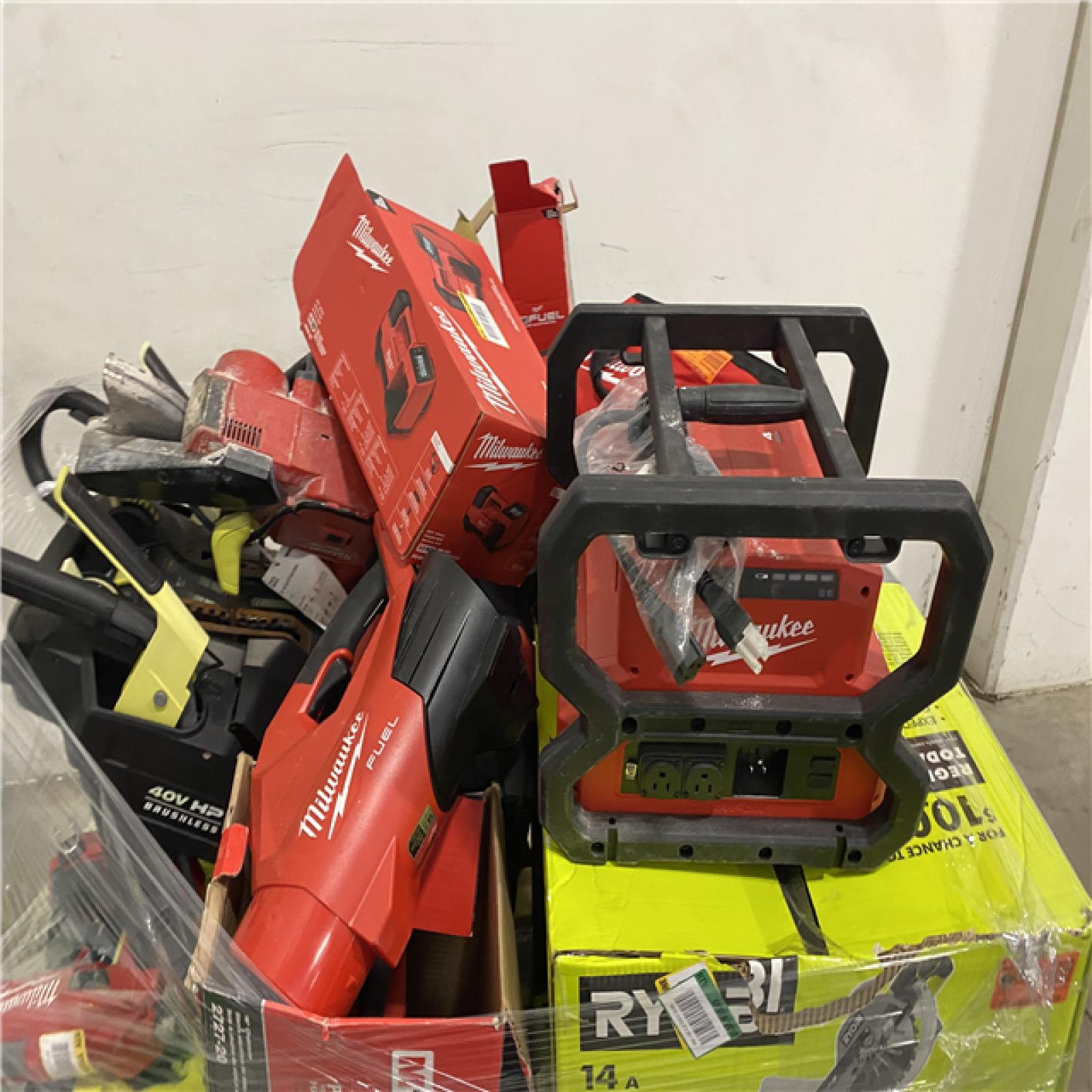 Dallas Location - As-Is Tool Pallet