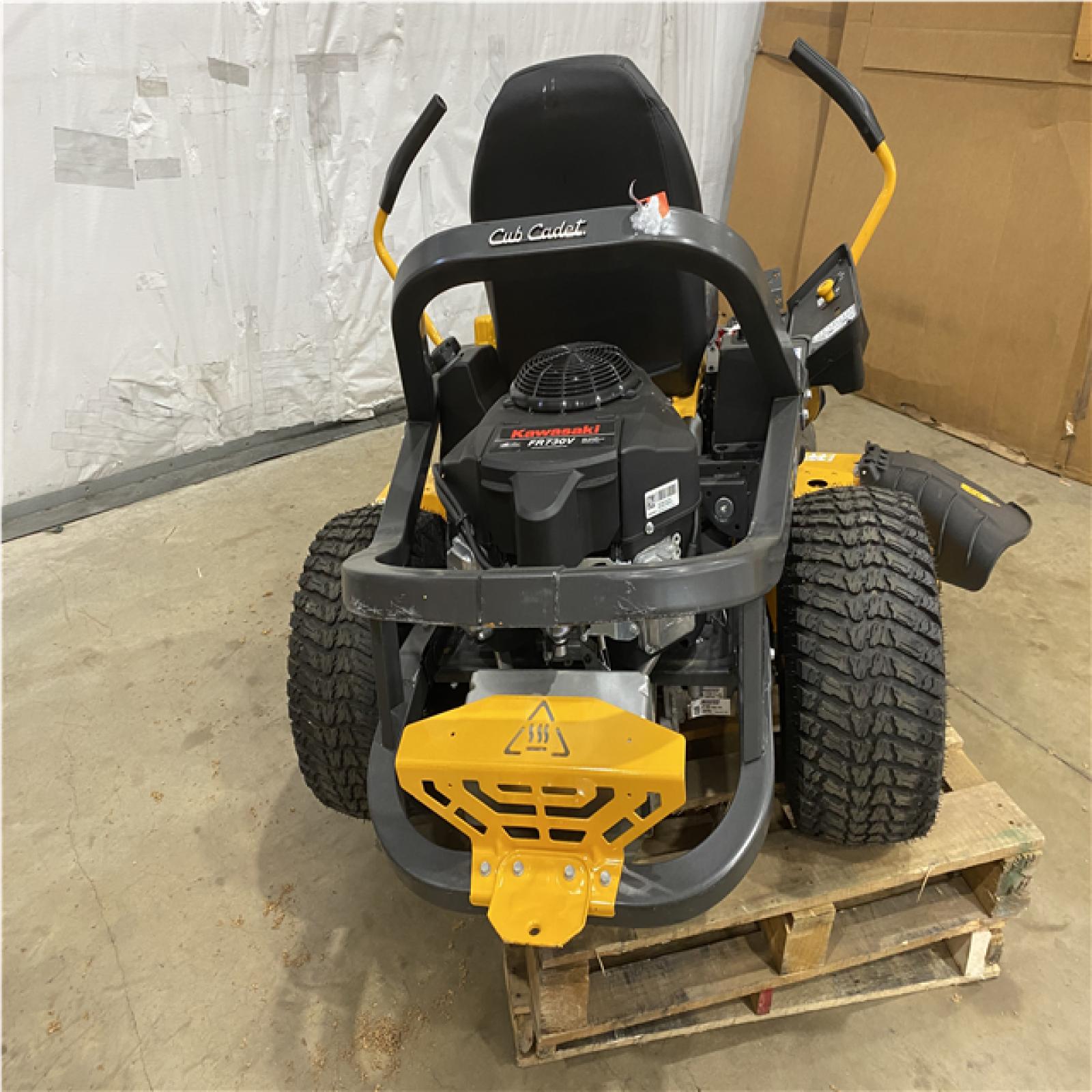 Houston Location - AS-IS Outdoor Power Equipment CUB CADET Z2 60 SIT DOWN MOWER