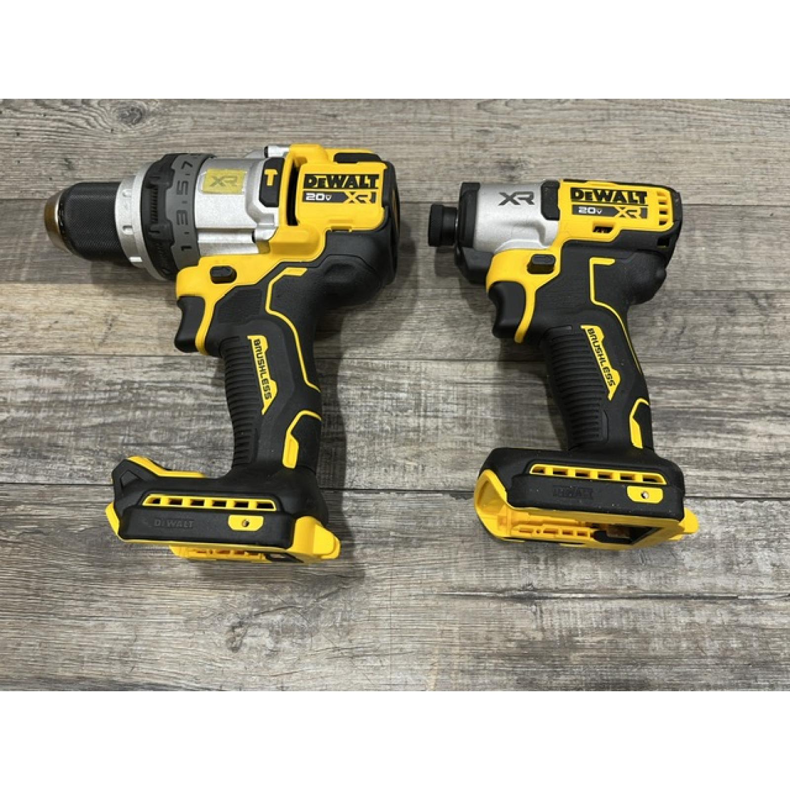 AS-IS DEWALT 20V XR Lithium-Ion Cordless Brushless 1/2 in. Drill/Driver Kit