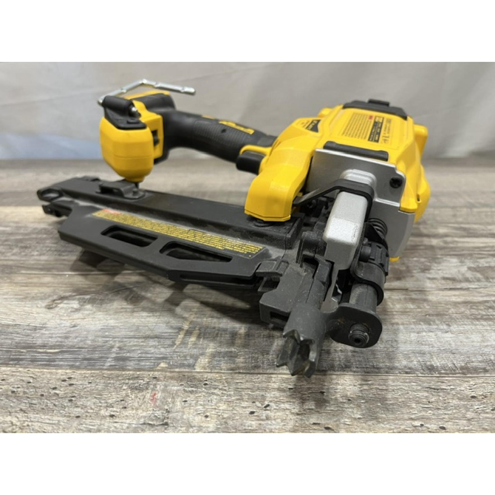 AS-IS DEWALT 20-Volt 21° Cordless Framing Nailer (Tool-Only)
