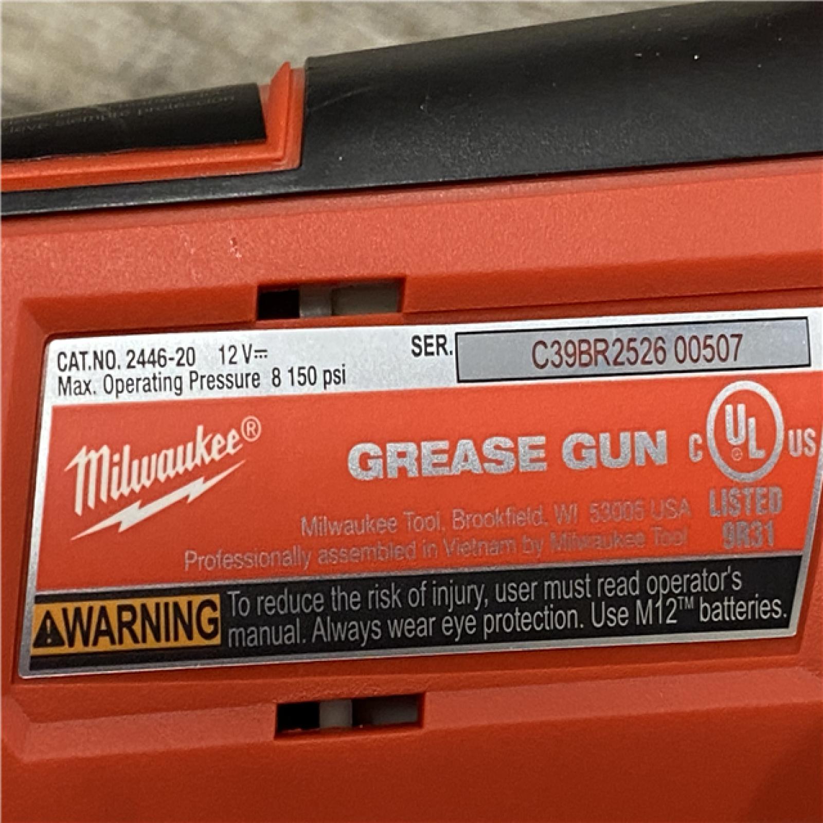 AS-IS Milwaukee 12V Lithium-Ion Cordless Grease Gun (Tool-Only)