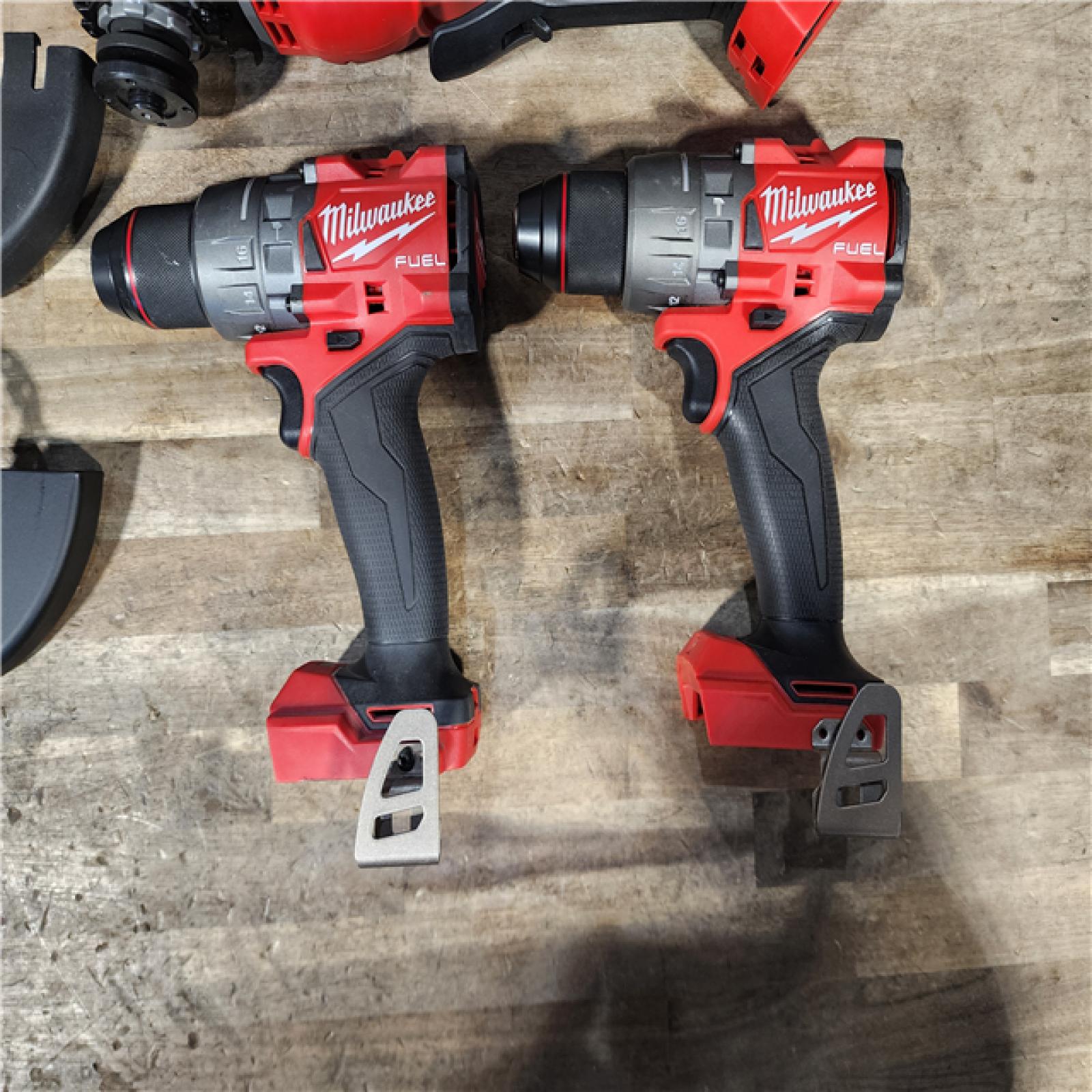 HOUSTON LOCATION - AS-IS MILWAUKEE 3 TOOL COMBO