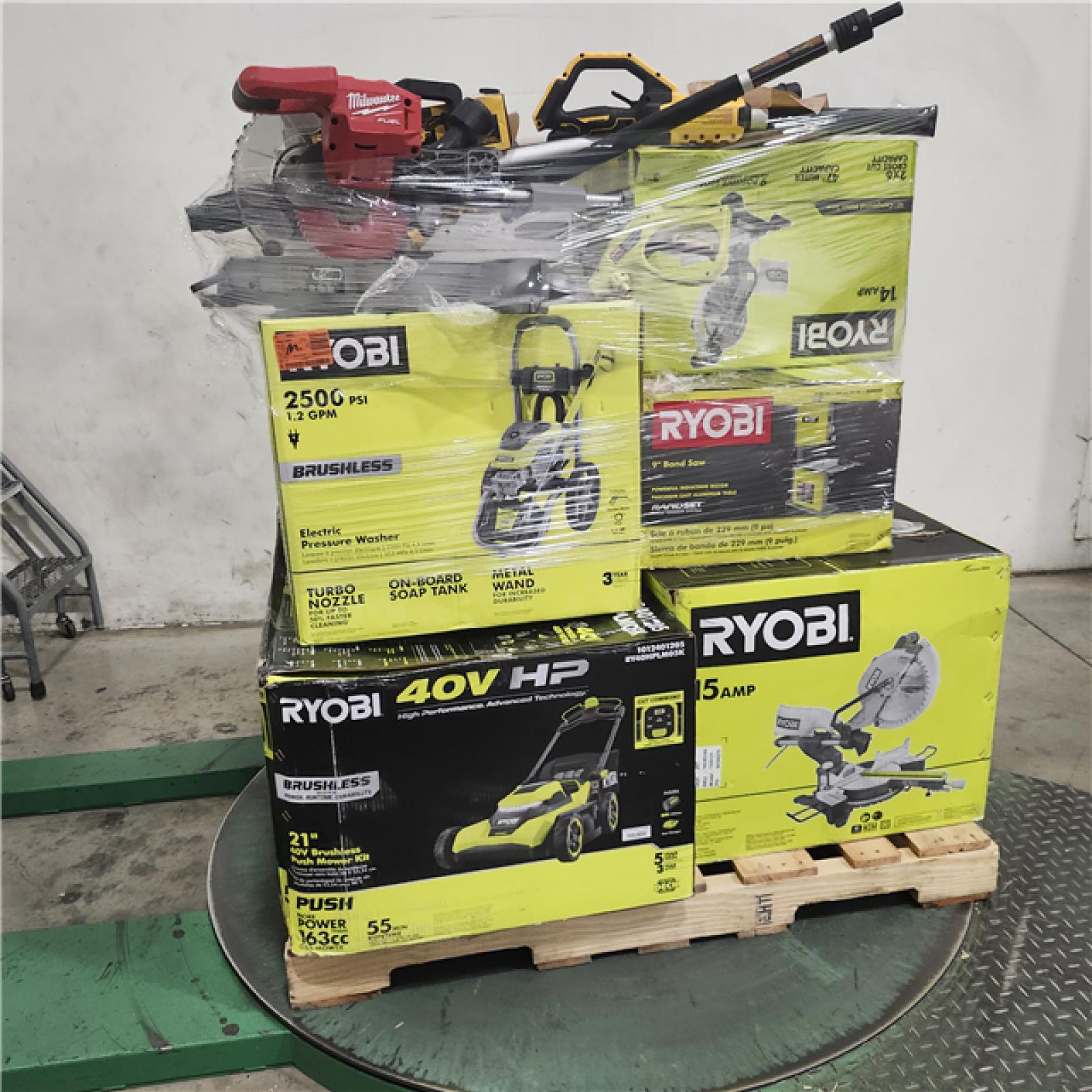 Dallas Location - As-Is Tool Pallet