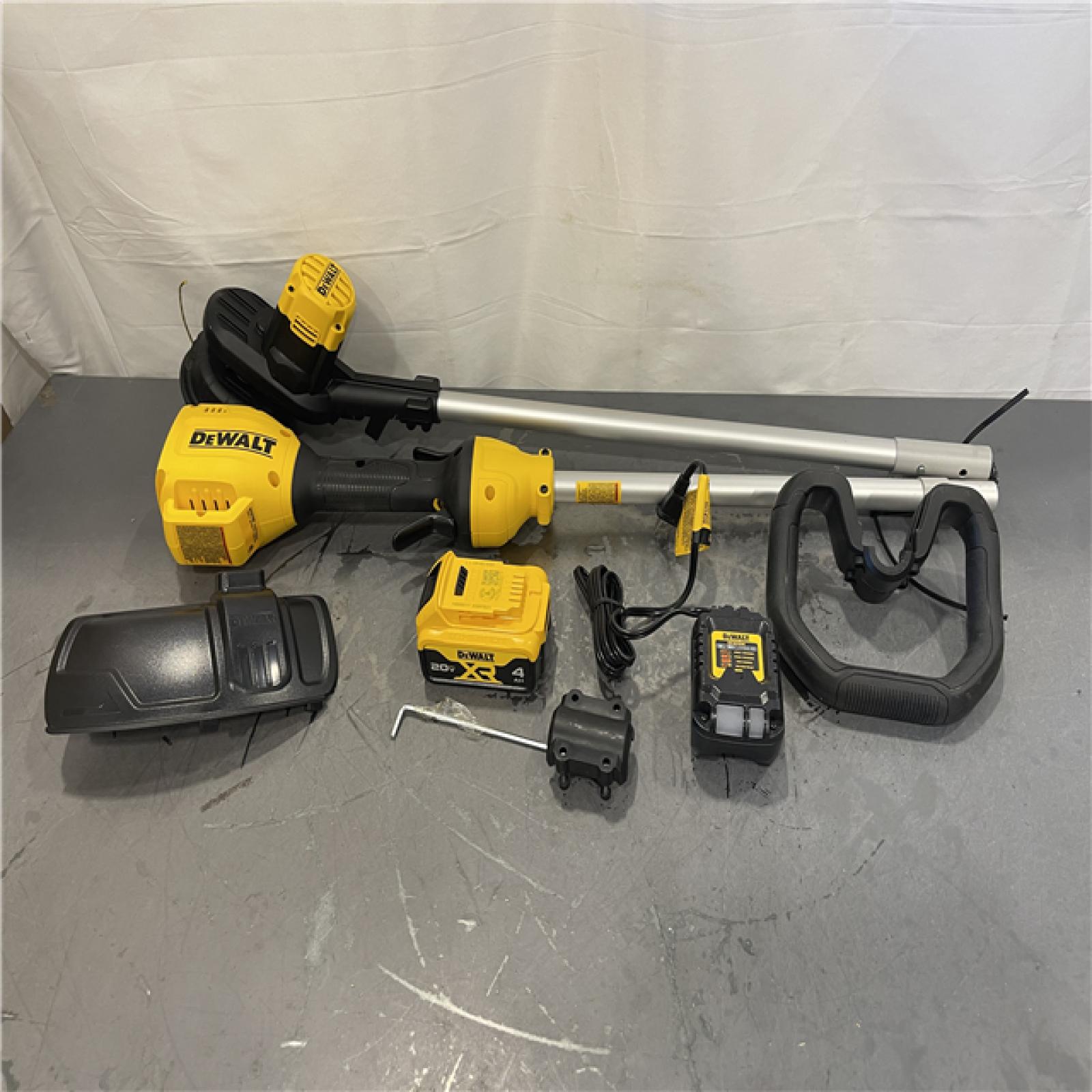 AS-IS - DeWalt 20V MAX 13 in. Cordless Battery Powered String Trimmer Kit
