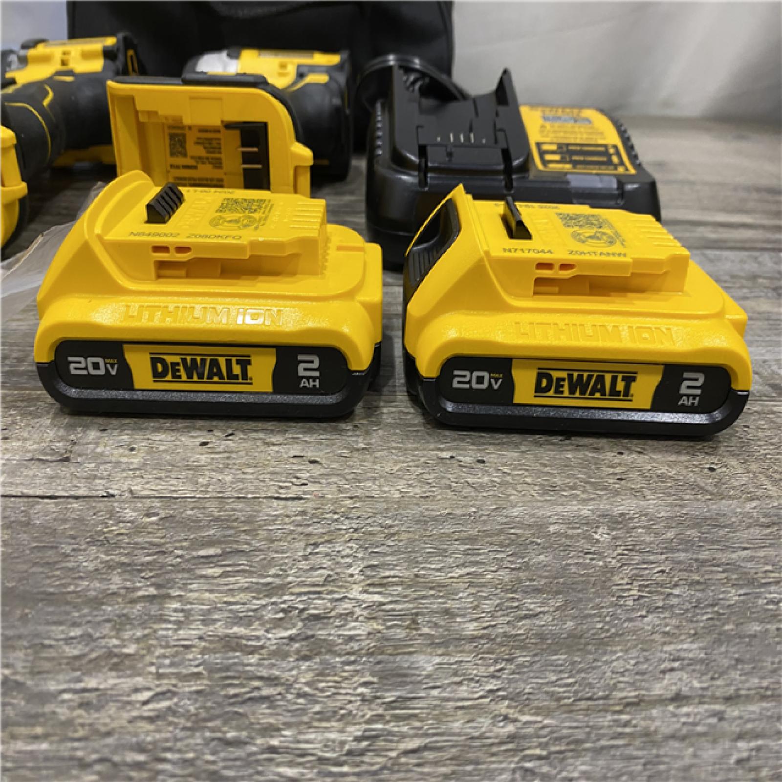 AS-IS DEWALT ATOMIC 20-Volt MAX Lithium-Ion Cordless Combo Kit