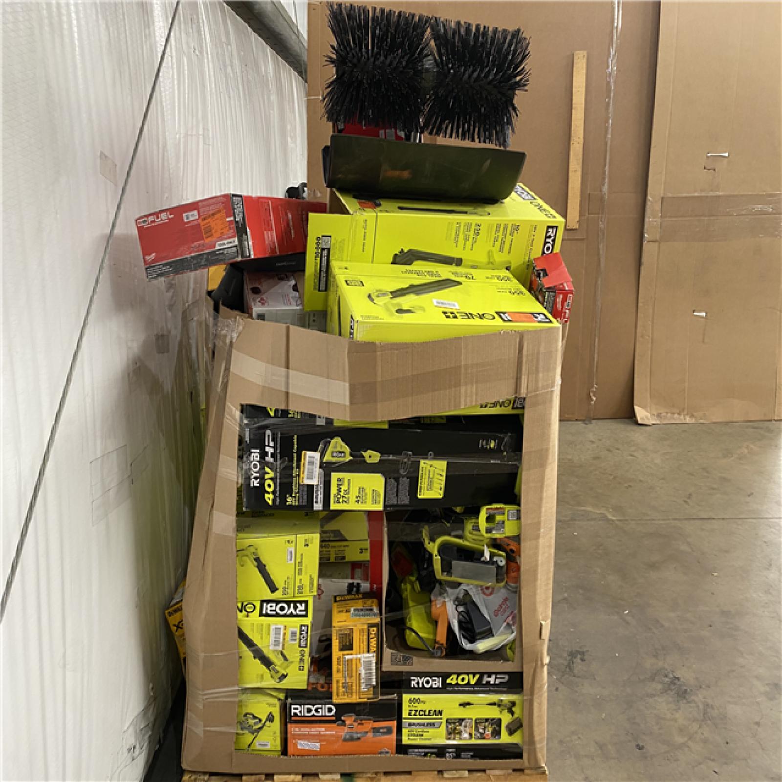 Houston Location AS IS - Tool Pallet