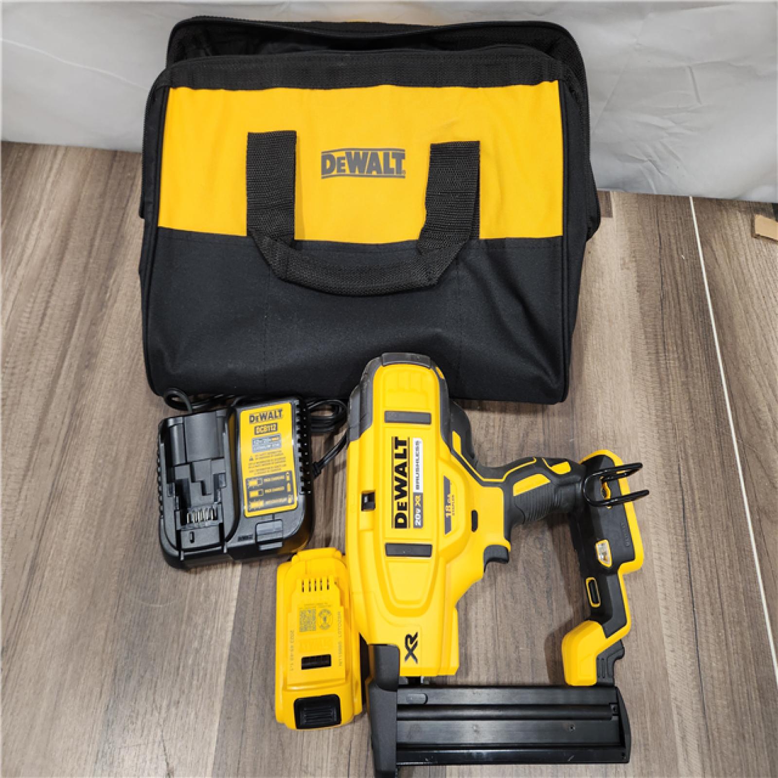 AS-IS DEWALT XR 18 GA NARROW CROWN STAPLER KIT