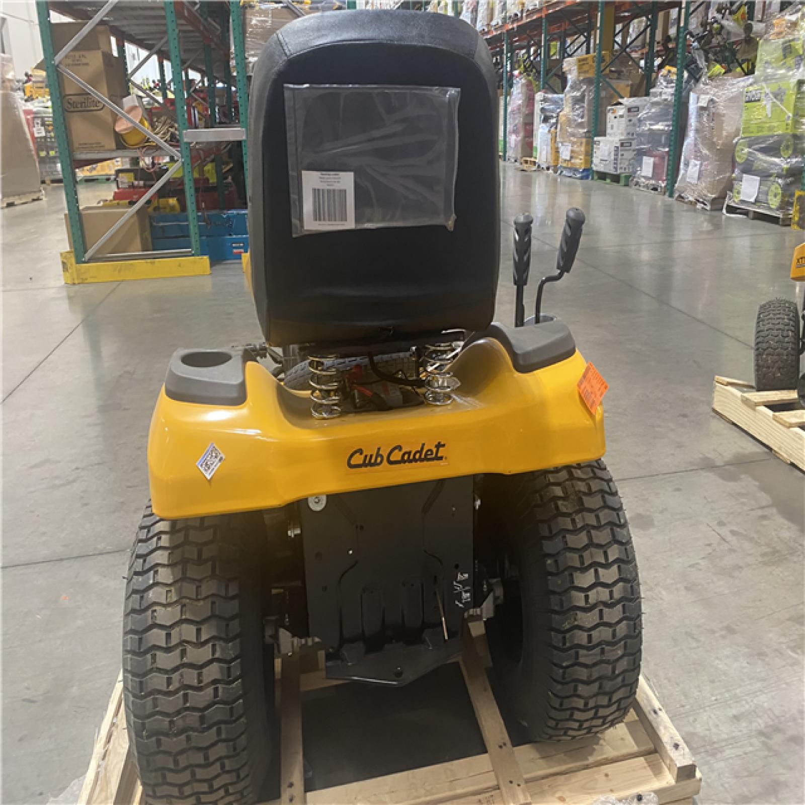 Dallas Location - As-Is Cub Cadet XT1 Enduro LT 42 in. Gas Riding Lawn Tractor
