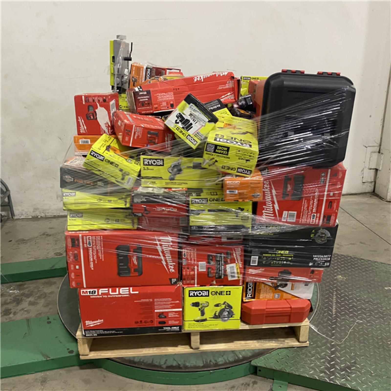 Dallas Location - As-Is Tool Pallet