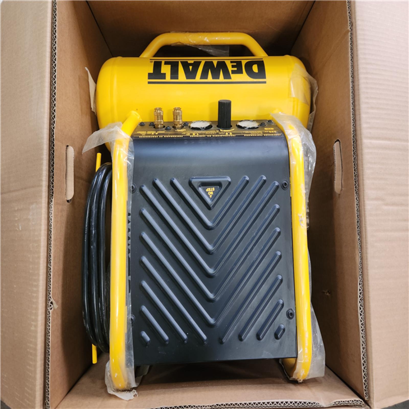 Phoenix LIKE NEW DEWALT 4.5 Gal. Portable Electric Air Compressor 225 PSI