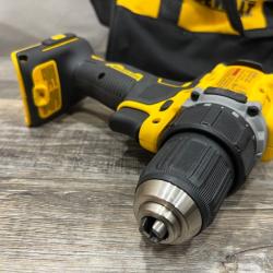 AS-IS DEWALT Atomic 20V Lithium-Ion Cordless Compact 1/2 in. Drill/Driver Kit