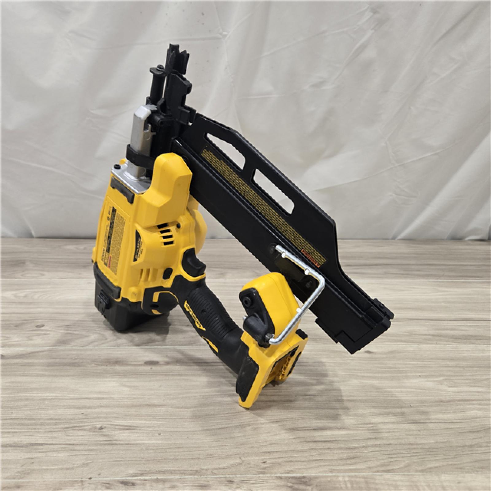 AS-IS DEWALT 20-Volt 21° Cordless Framing Nailer (Tool-Only)
