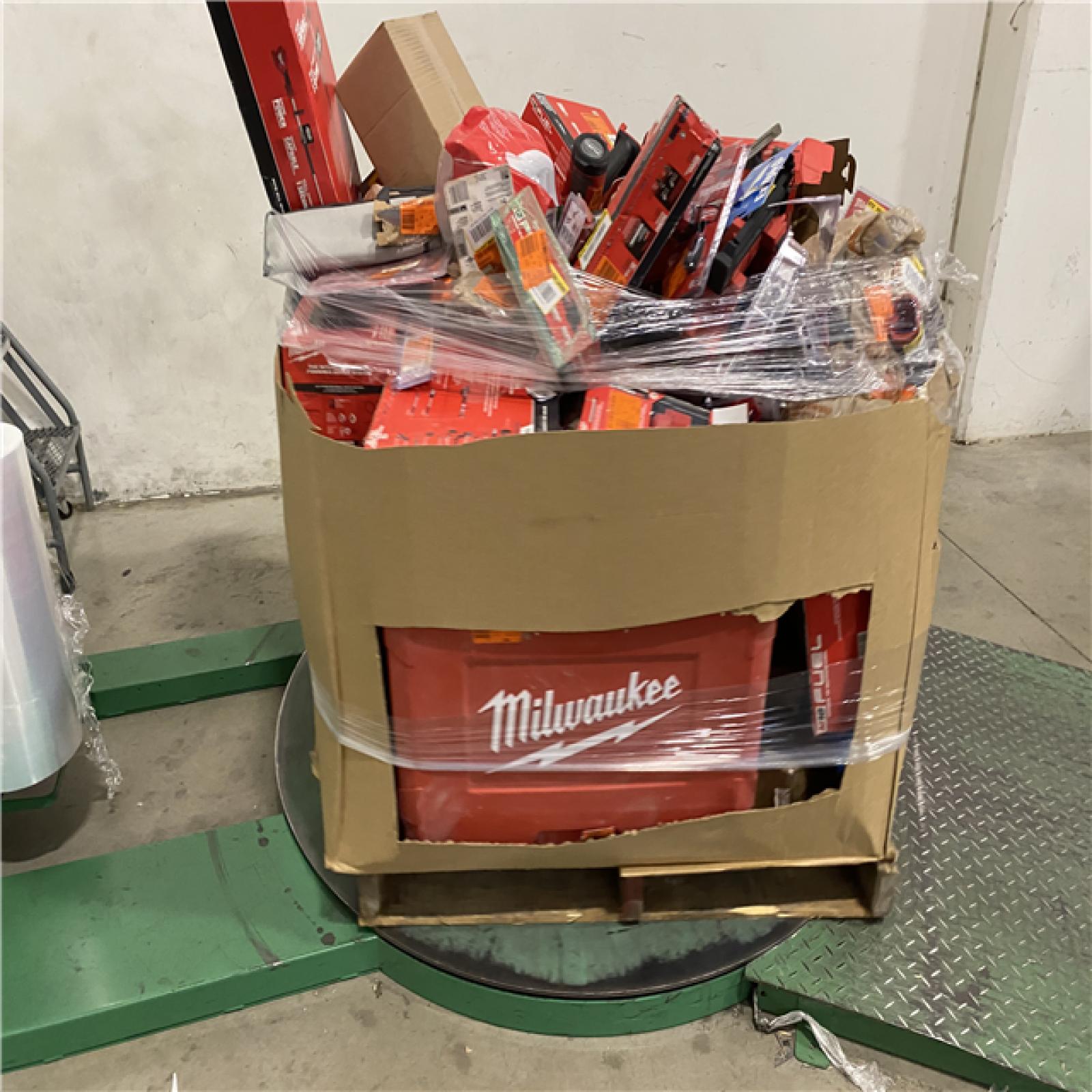 Dallas Location - As-Is MILWAUKEE Tool Pallet