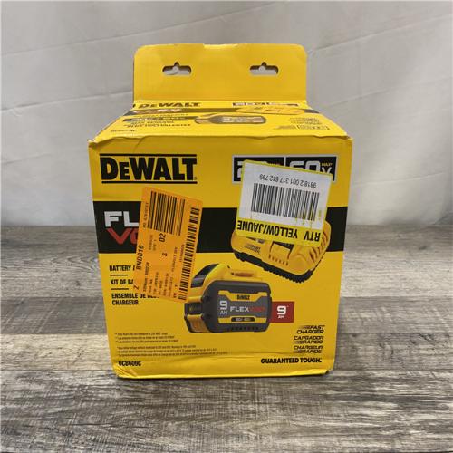 NEW - DEWALT 20V/60V MAX FLEXVOLT Lithium-Ion 9.0Ah Battery and Charger Starter Kit
