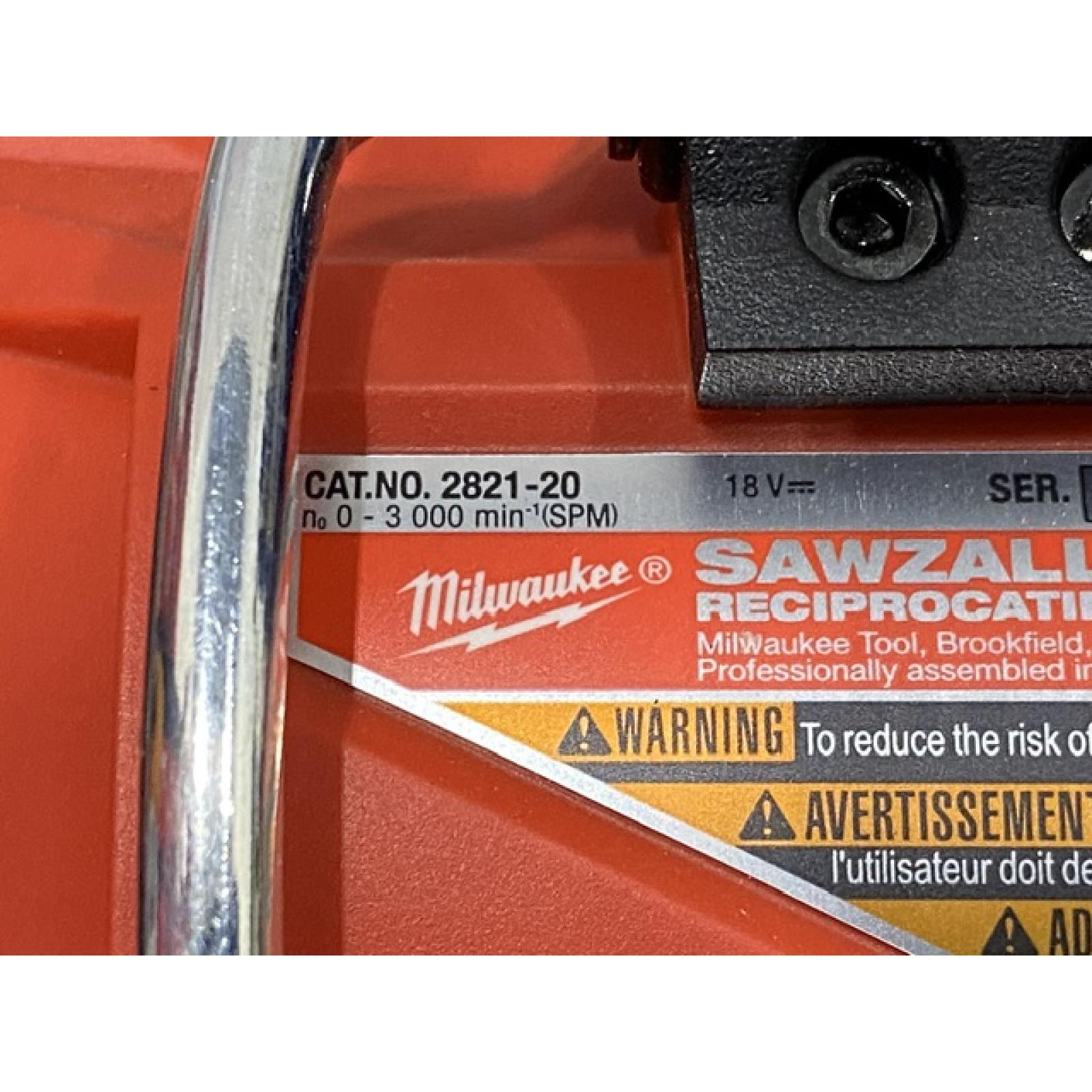 AS-IS Milwaukee  FUEL GEN-2 18V Lithium-Ion Brushless Cordless SAWZALL Reciprocating Saw (Tool-Only)