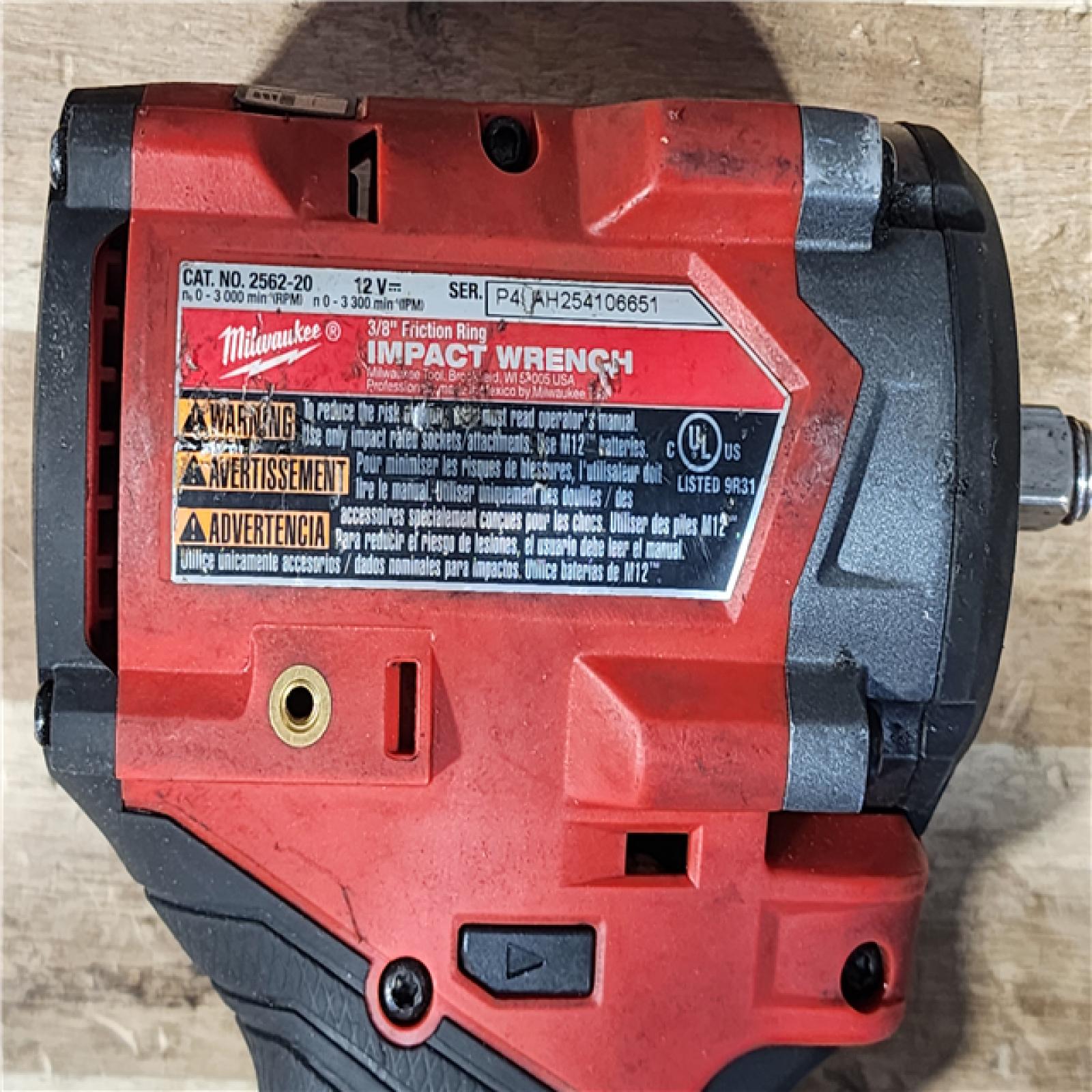 HOUSTON LOCATION - AS-IS MILWAUKEE 2 TOOL COMBO