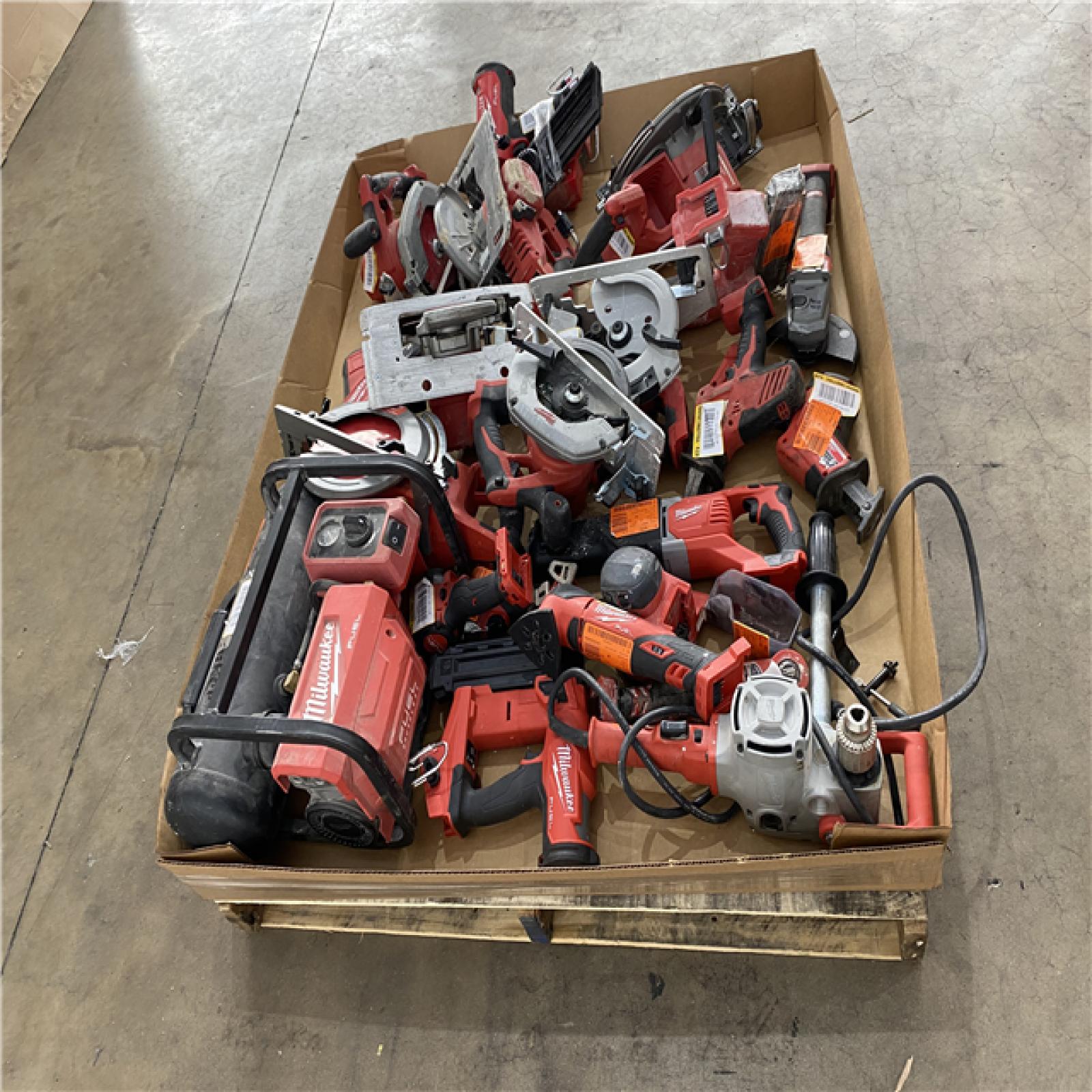 Houston Location AS IS - Tool Pallet