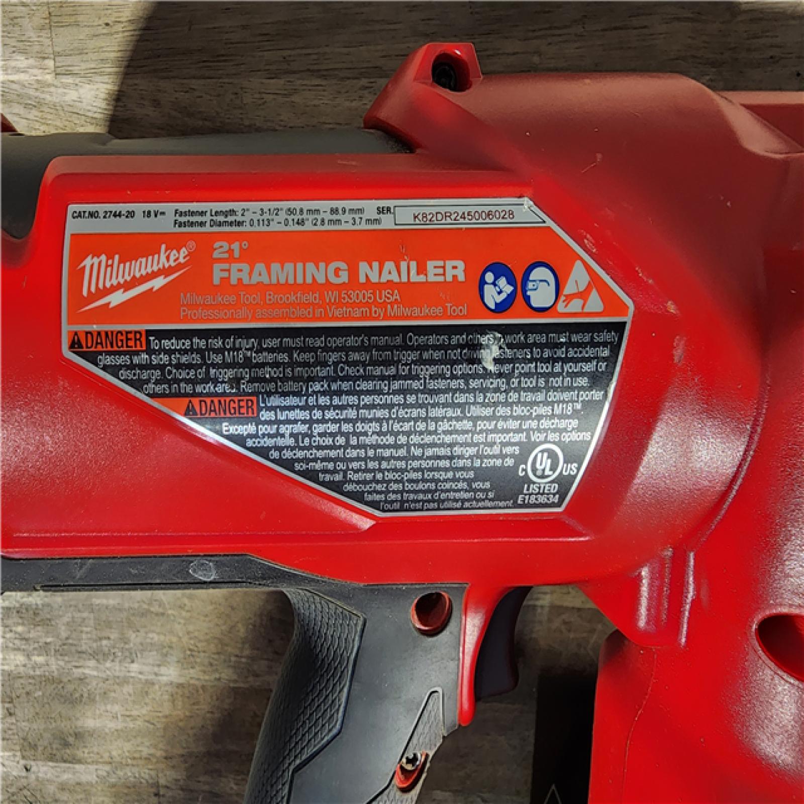 HOUSTON LOCATION - AS-IS Milwaukee 2744-20 M18 FUEL 3-1/2 in. 18-Volt 21-Degree Lithium-Ion Brushless Cordless Framing Nailer (Tool-Only)