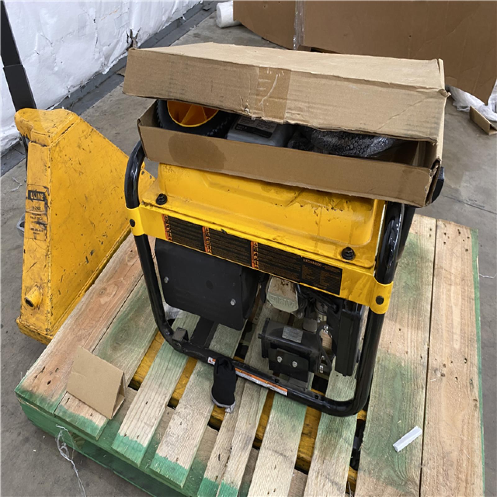 Houston Location - AS-IS Dewalt 5000 starting watt generator