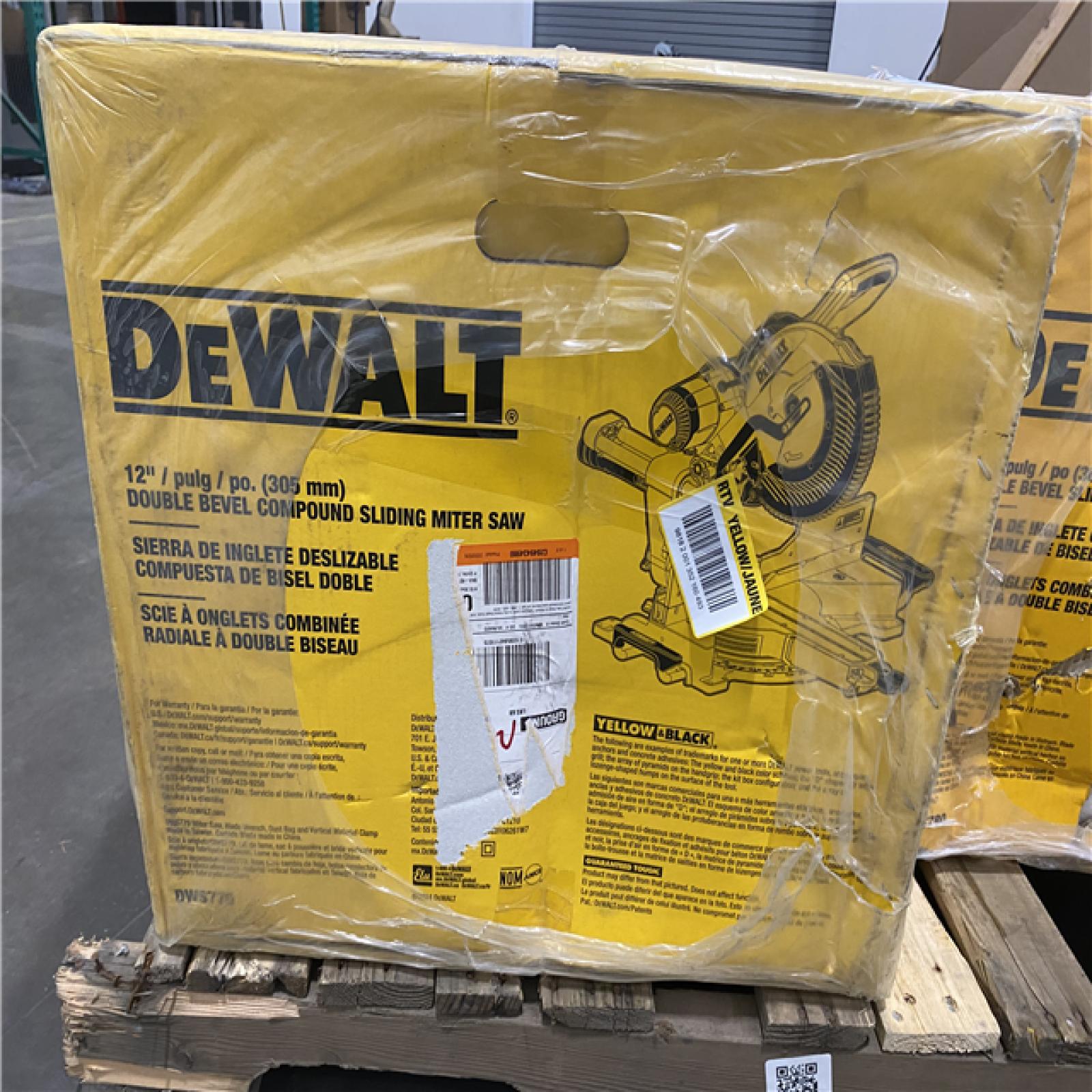 NEW- DeWalt 15 Amps 12 in. Corded Dual-Bevel Sliding Compound Miter Saw