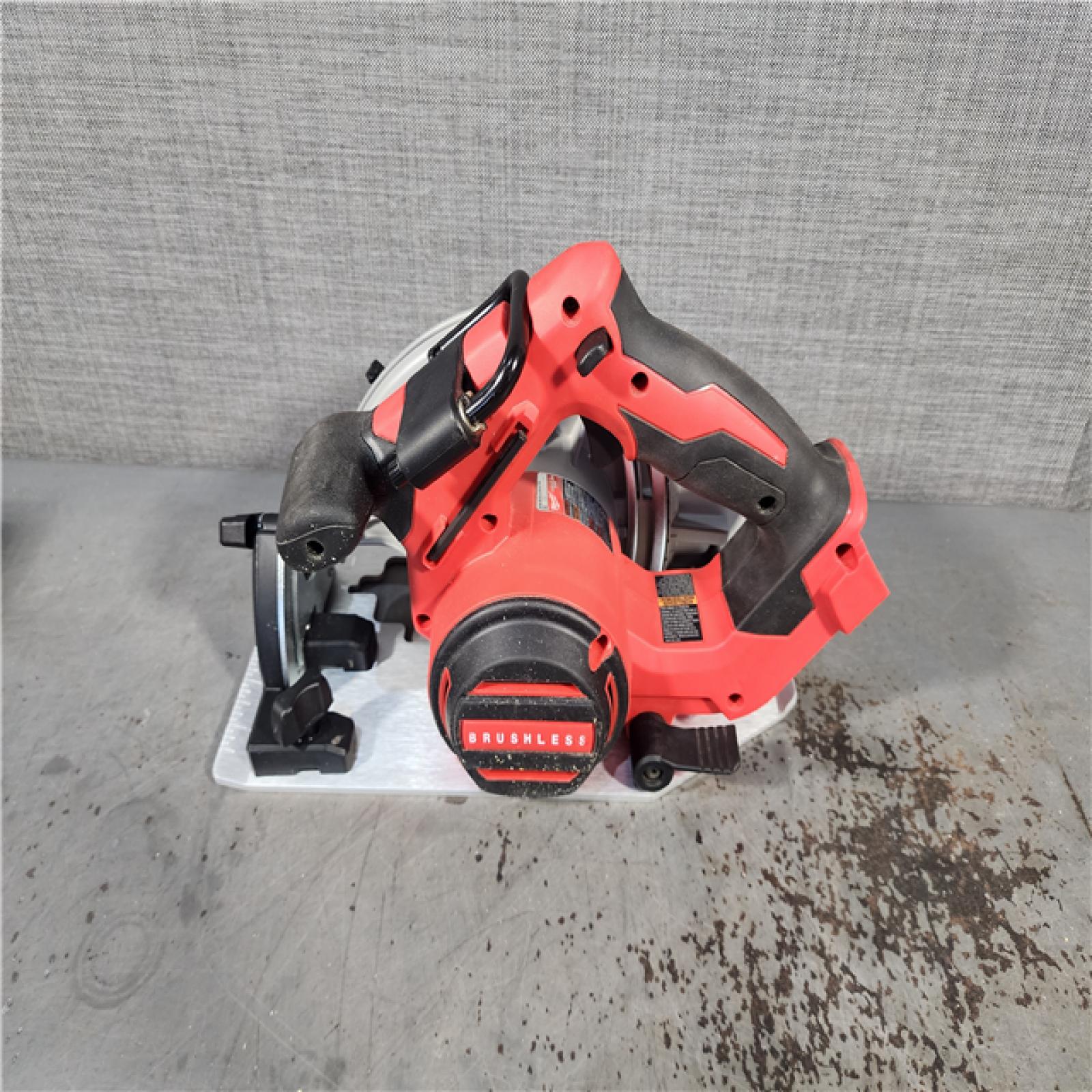 HOUSTON LOCATION - AS-IS Milwaukee M18 7-1/4  18V Brushless Circular Saw 2631-20 (Bare Tool)